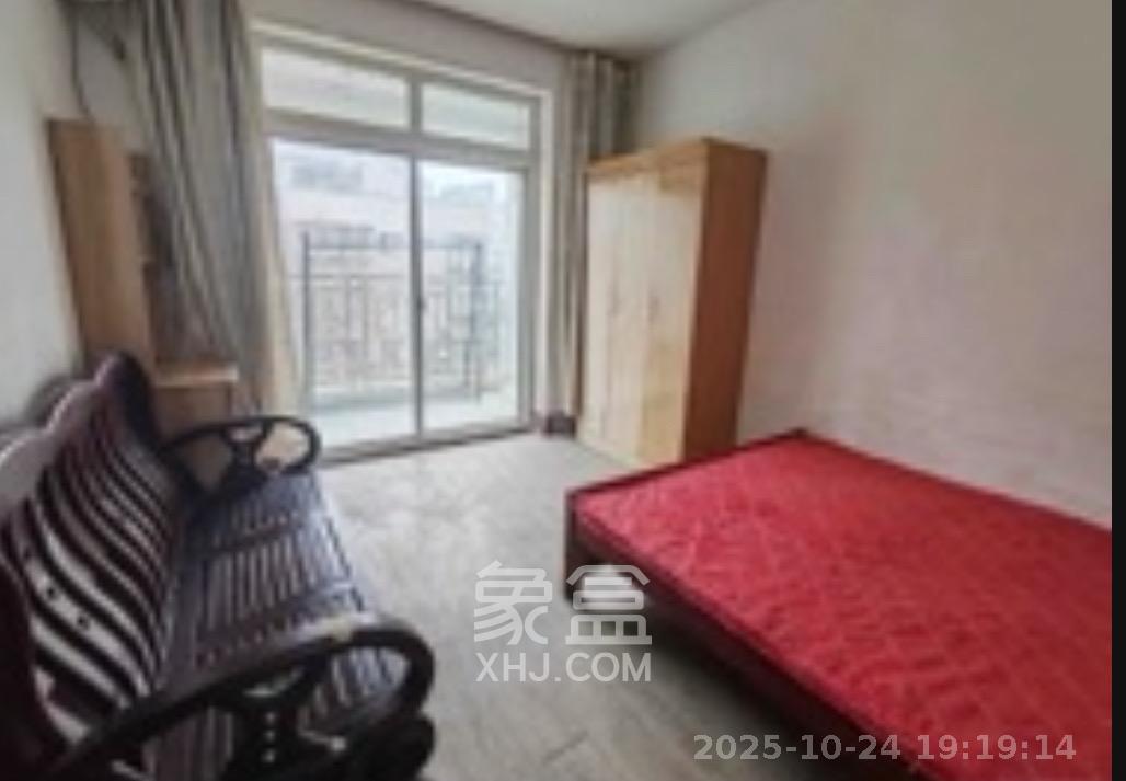 金麓西岸和苑  4室2厅2卫    2600.0元/月 金麓西岸和苑  4室2厅2卫    2600.0元/月室内图