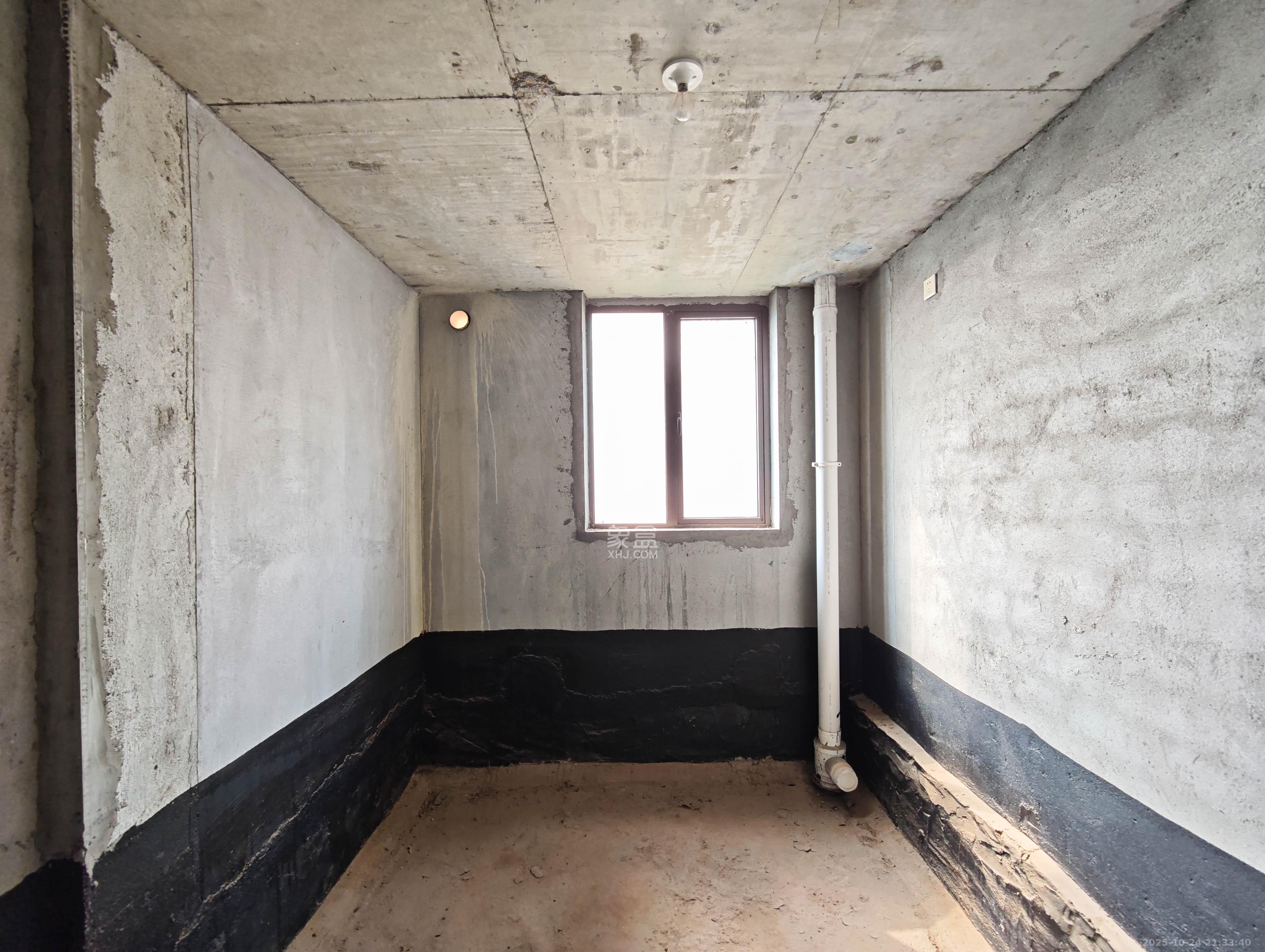 湘水郡(兴旺小爱同学)  4室2厅2卫    90.0万 湘水郡(兴旺小爱同学)  4室2厅2卫    90.0万卫生间