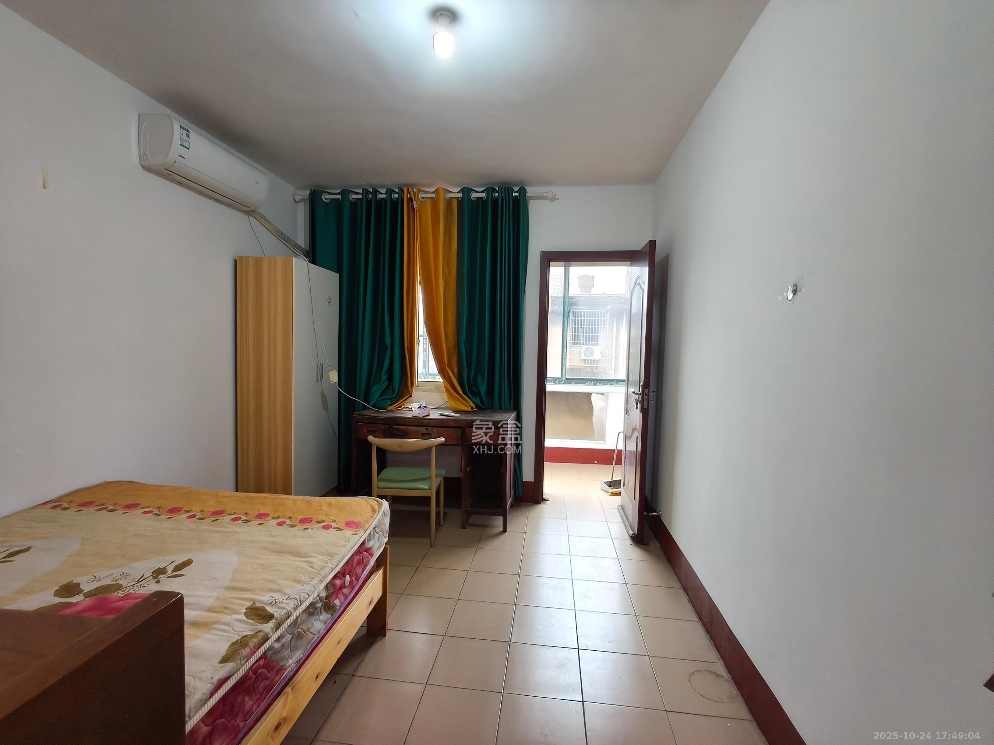 桂花二村 3室1厅1卫 1300.0元/月 桂花二村 3室1厅1卫 1300.0元/月室内图