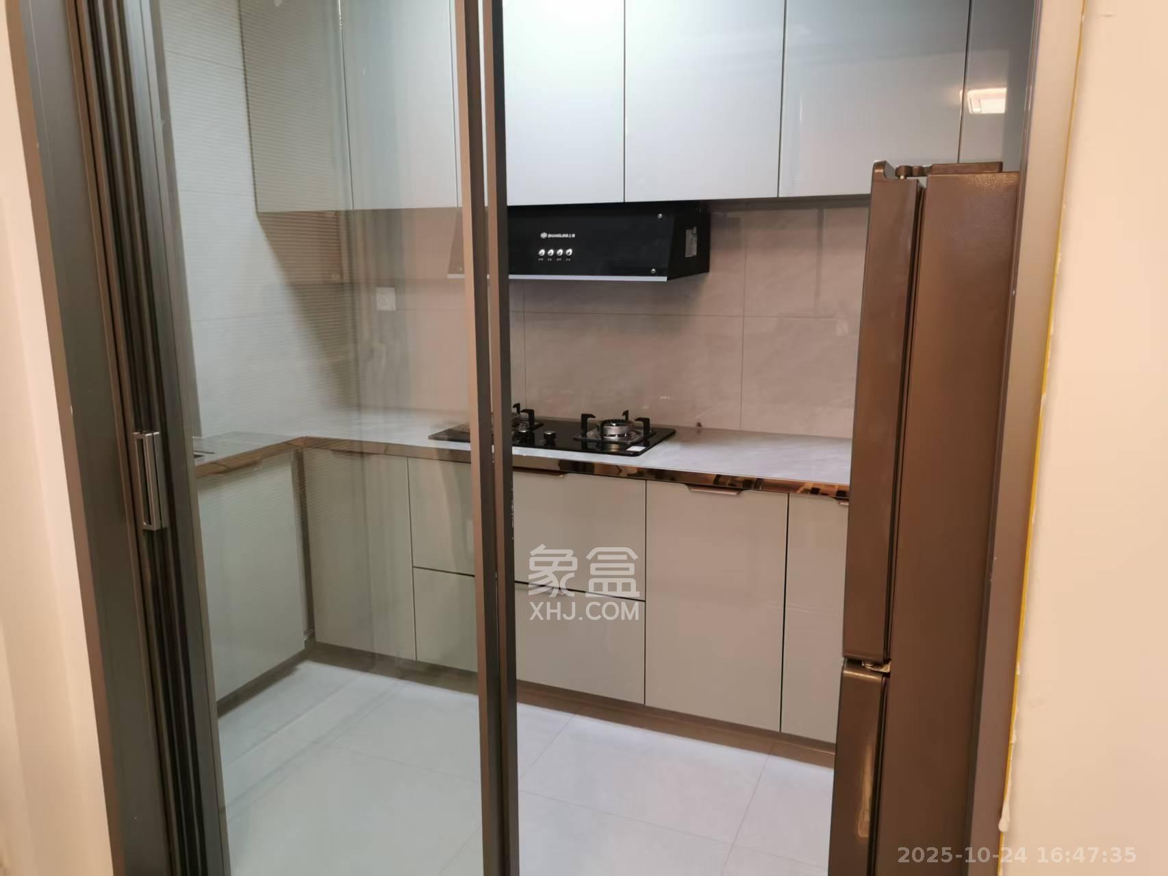 苏托佳园 2室2厅1卫 1600.0元/月 苏托佳园 2室2厅1卫 1600.0元/月室内图