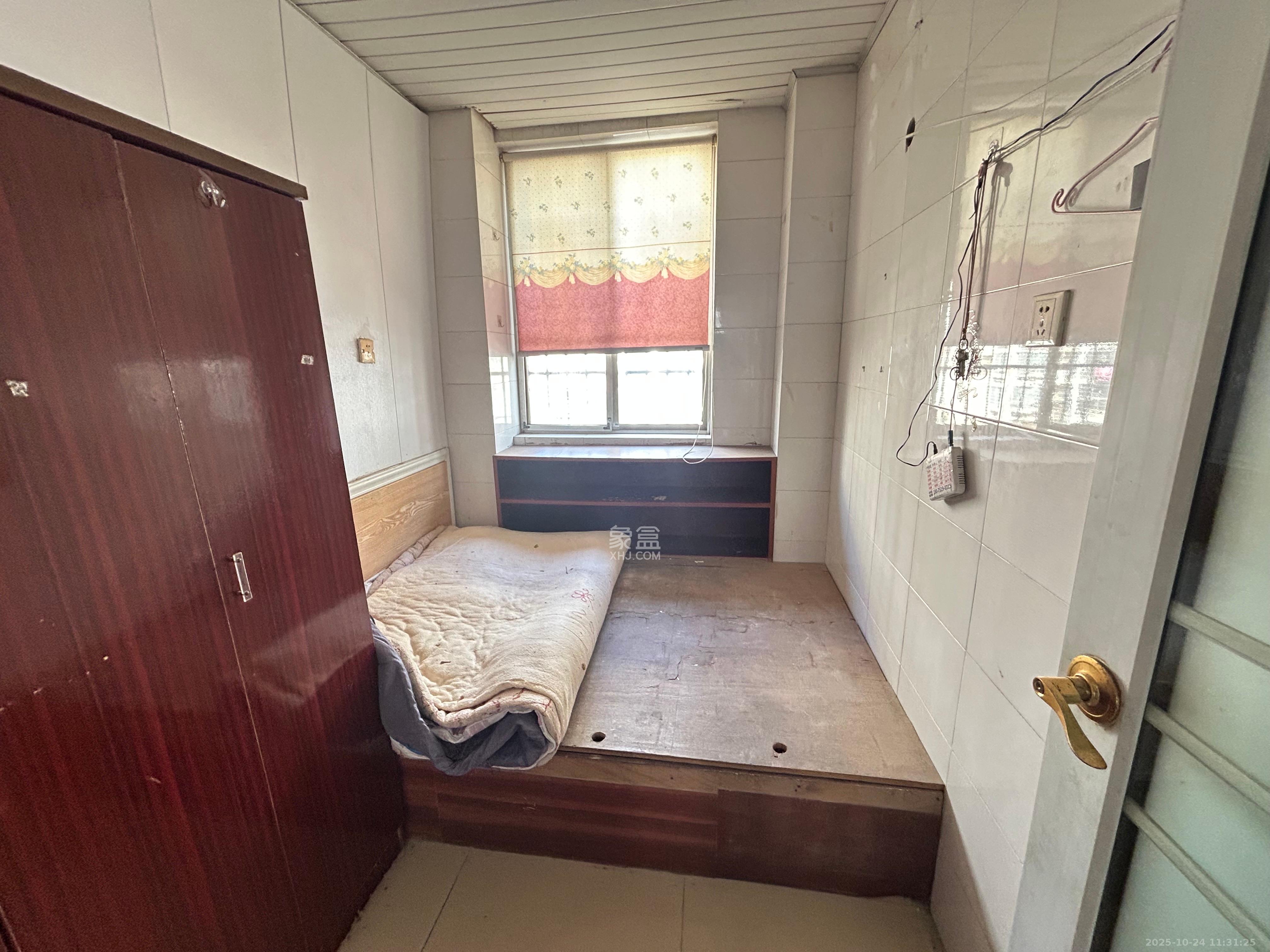 湘绣城  2室2厅1卫    1100.0元/月室内图