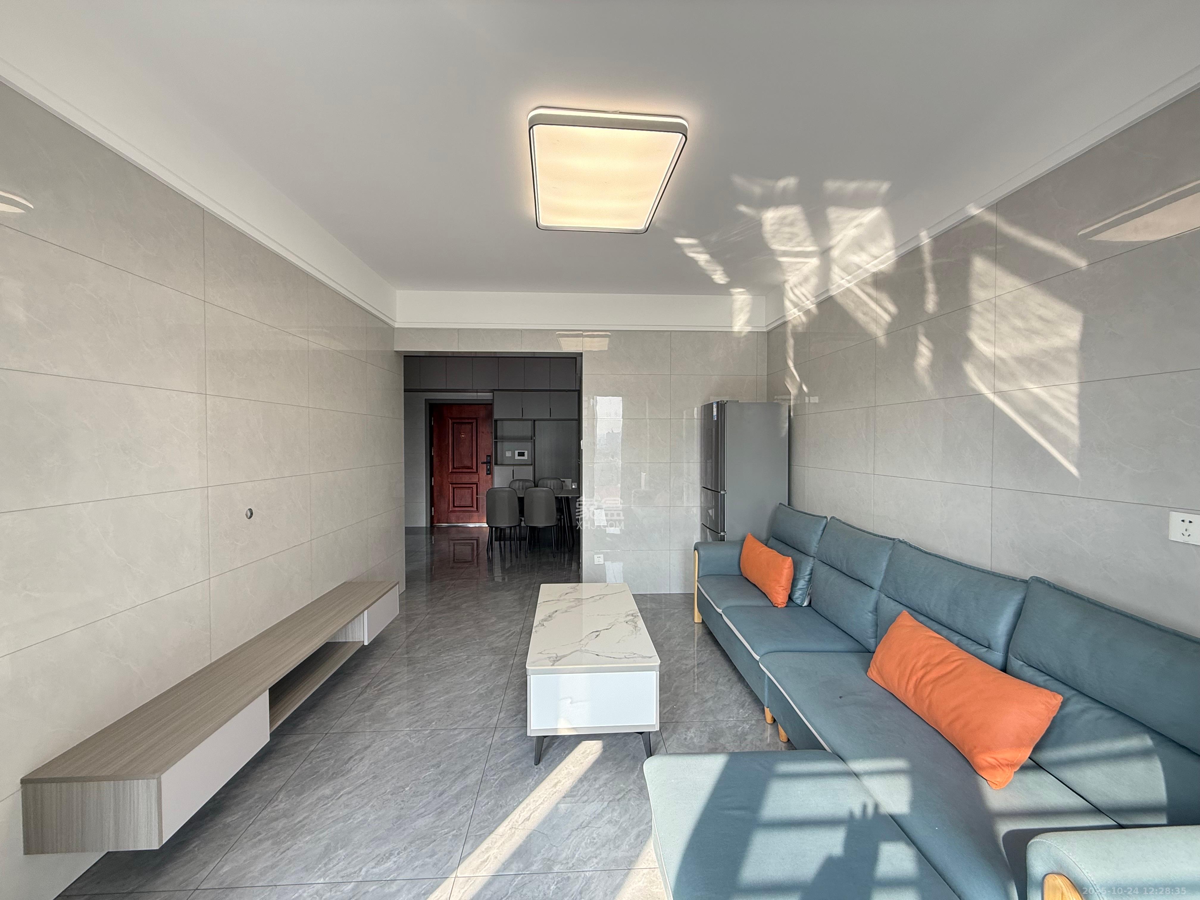 谷峰安置小区(惟德园)  2室2厅1卫    1850.0元/月 谷峰安置小区(惟德园)  2室2厅1卫    1850.0元/月室内图