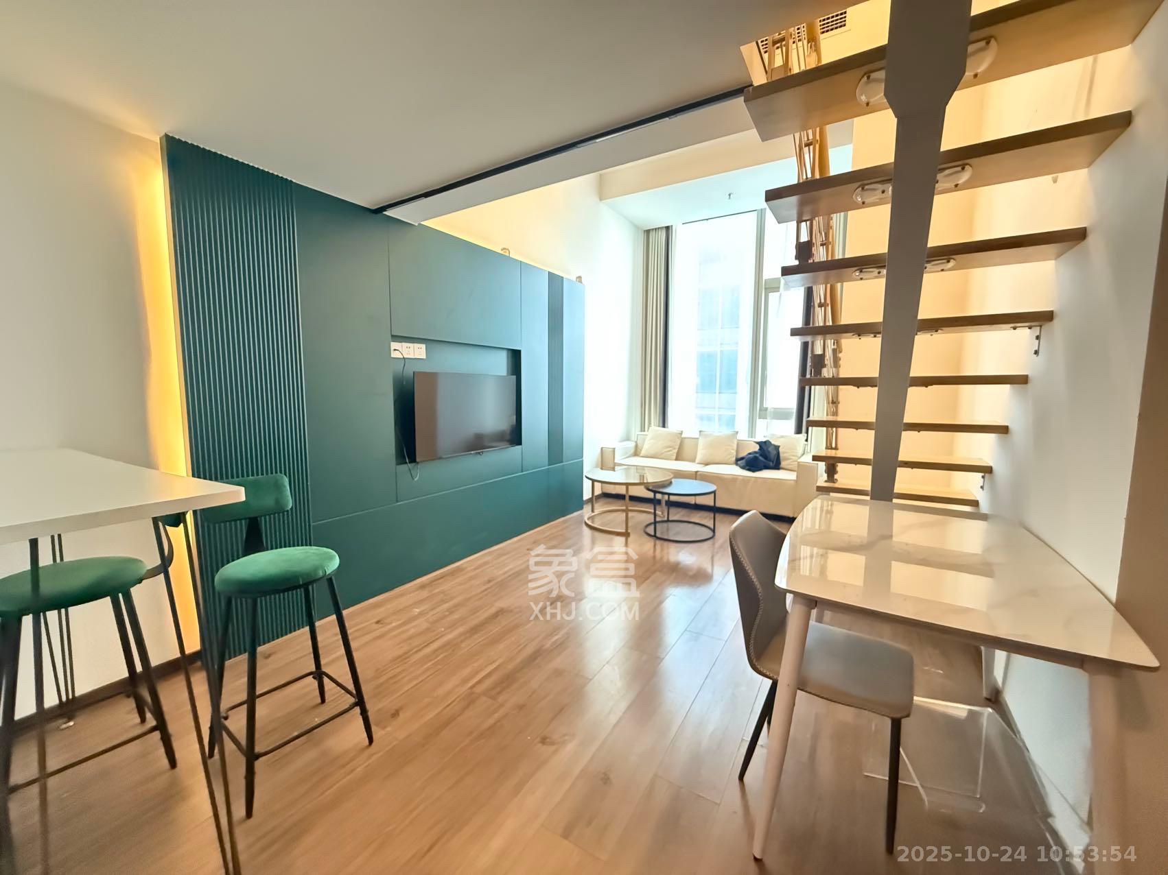 敬天广场  1室1厅1卫    2300.0元/月