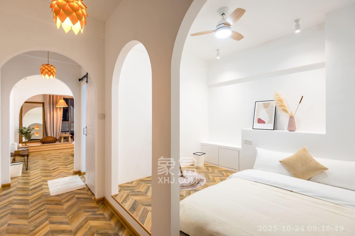 上城金都  1室1厅1卫    2100.0元/月室内图