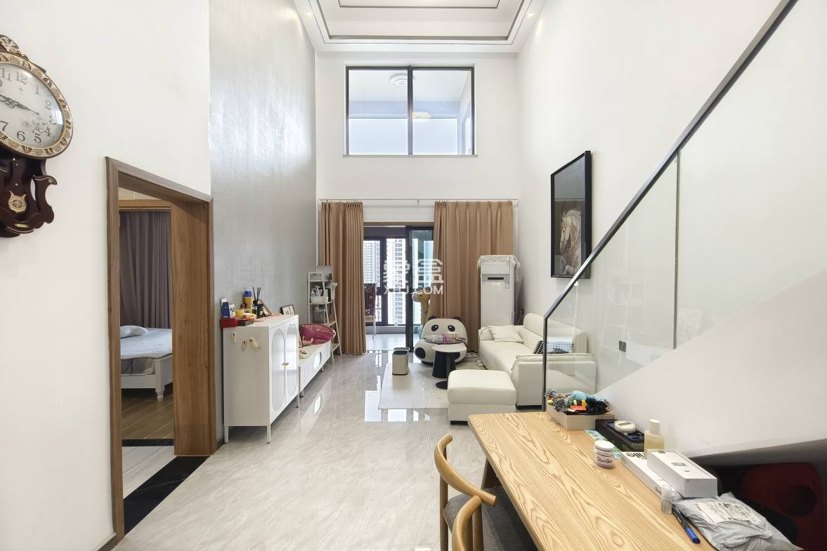 海航豪庭南苑  2室2厅2卫    4000.0元/月 海航豪庭南苑  2室2厅2卫    4000.0元/月室内图