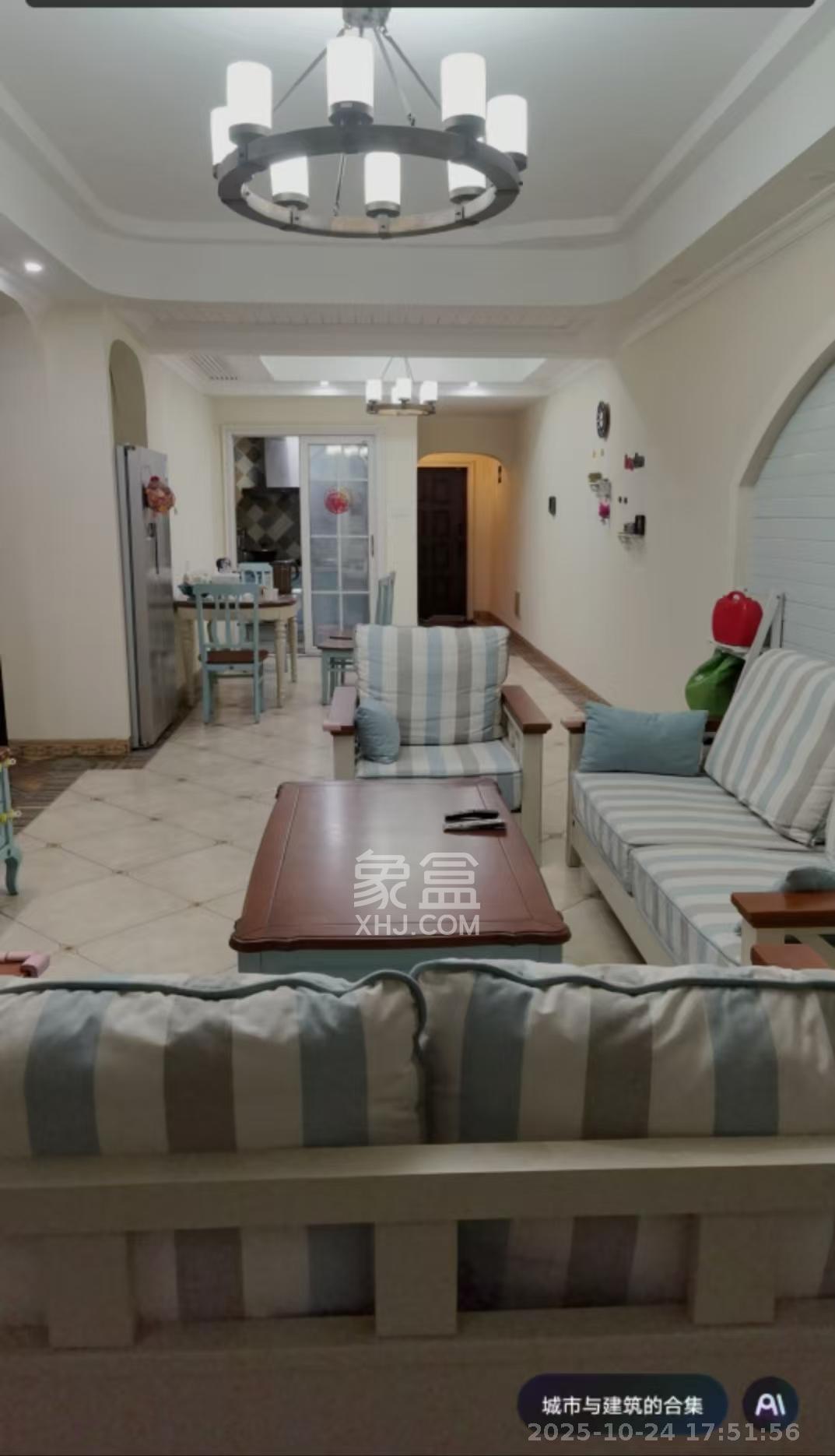 藏珑湖上国际花园  3室2厅1卫    4500.0元/月室内图