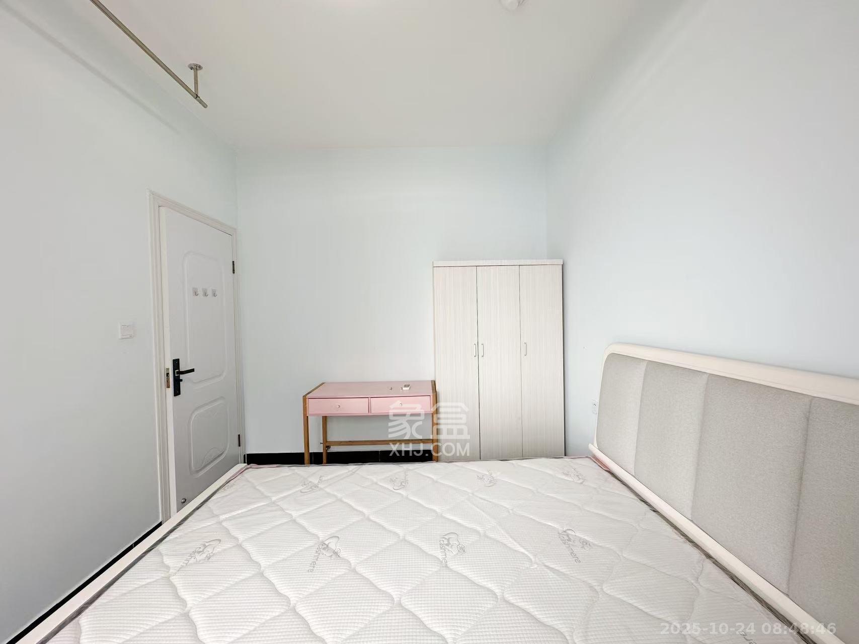 国泰九龙湾  3室2厅1卫    2100.0元/月室内图