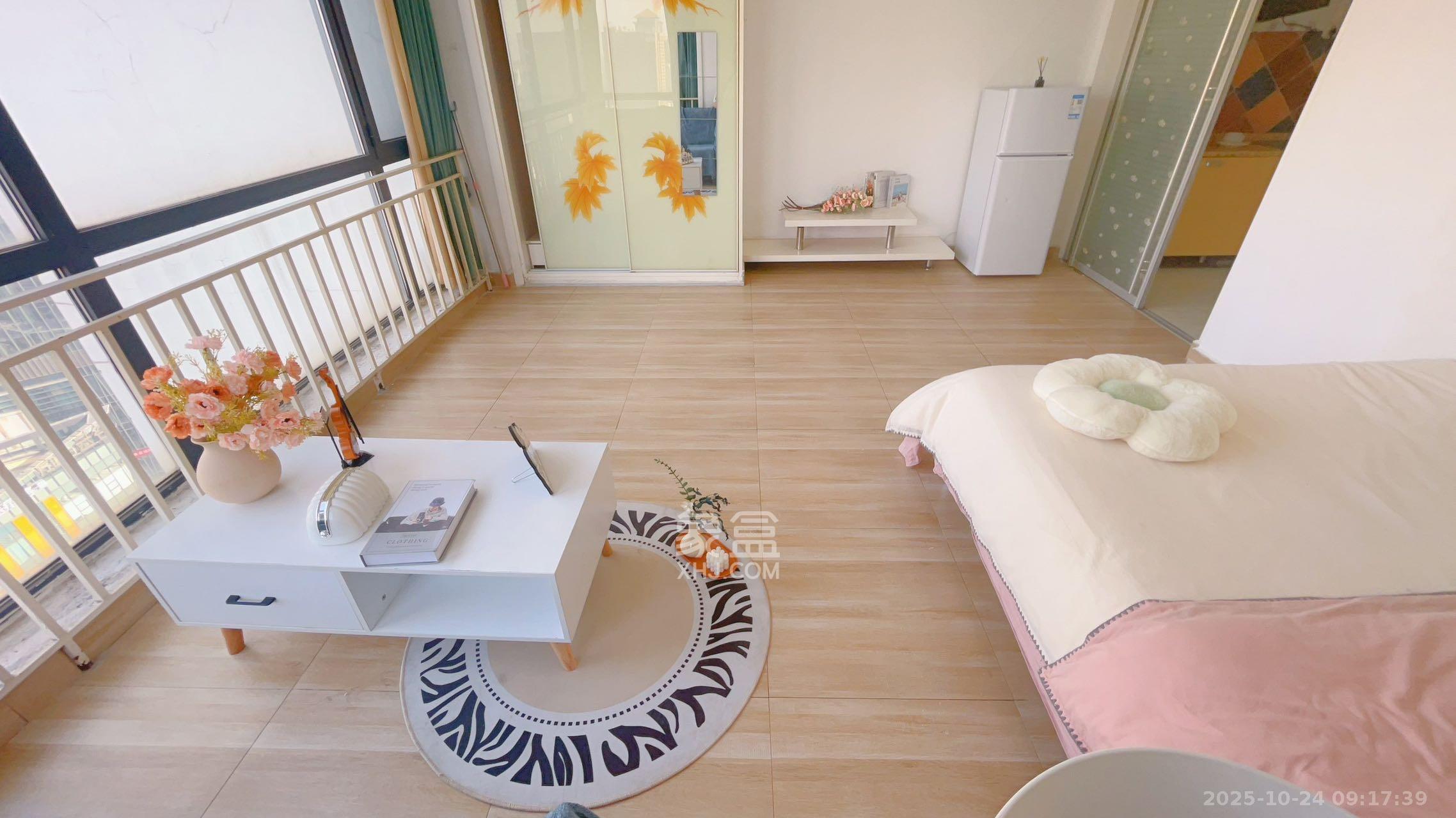 三万英尺  1室1厅1卫    2000.0元/月室内图