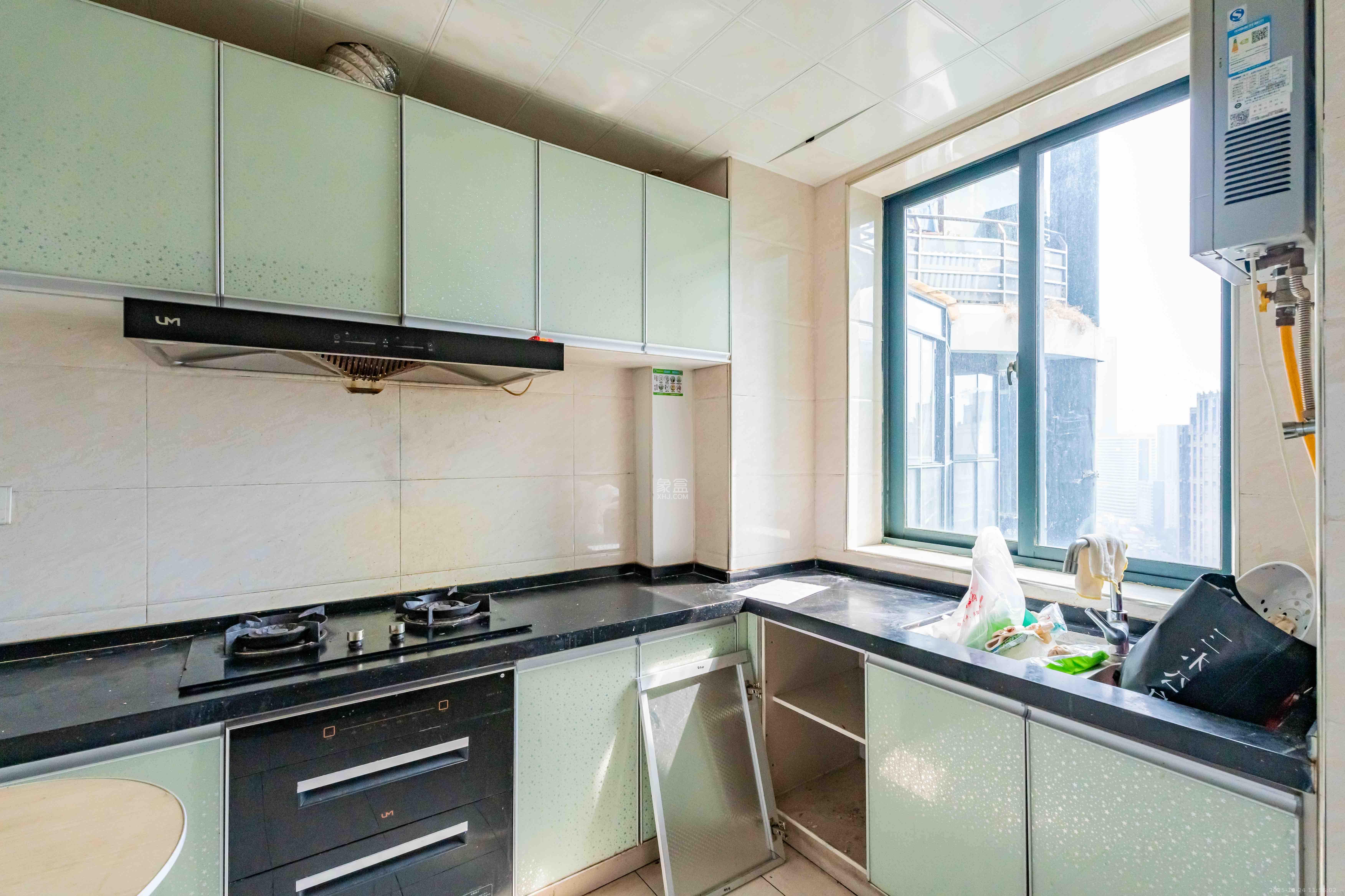 华盛新外滩  4室2厅1卫    4000.0元/月室内图