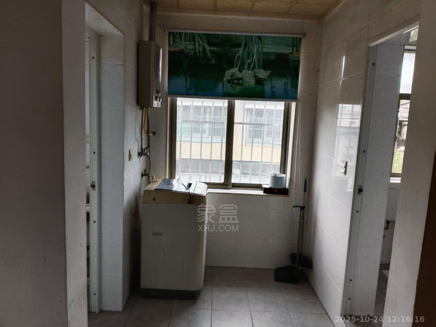 花园二村 1室1厅1卫 550.0元/月 花园二村 1室1厅1卫 550.0元/月室内图