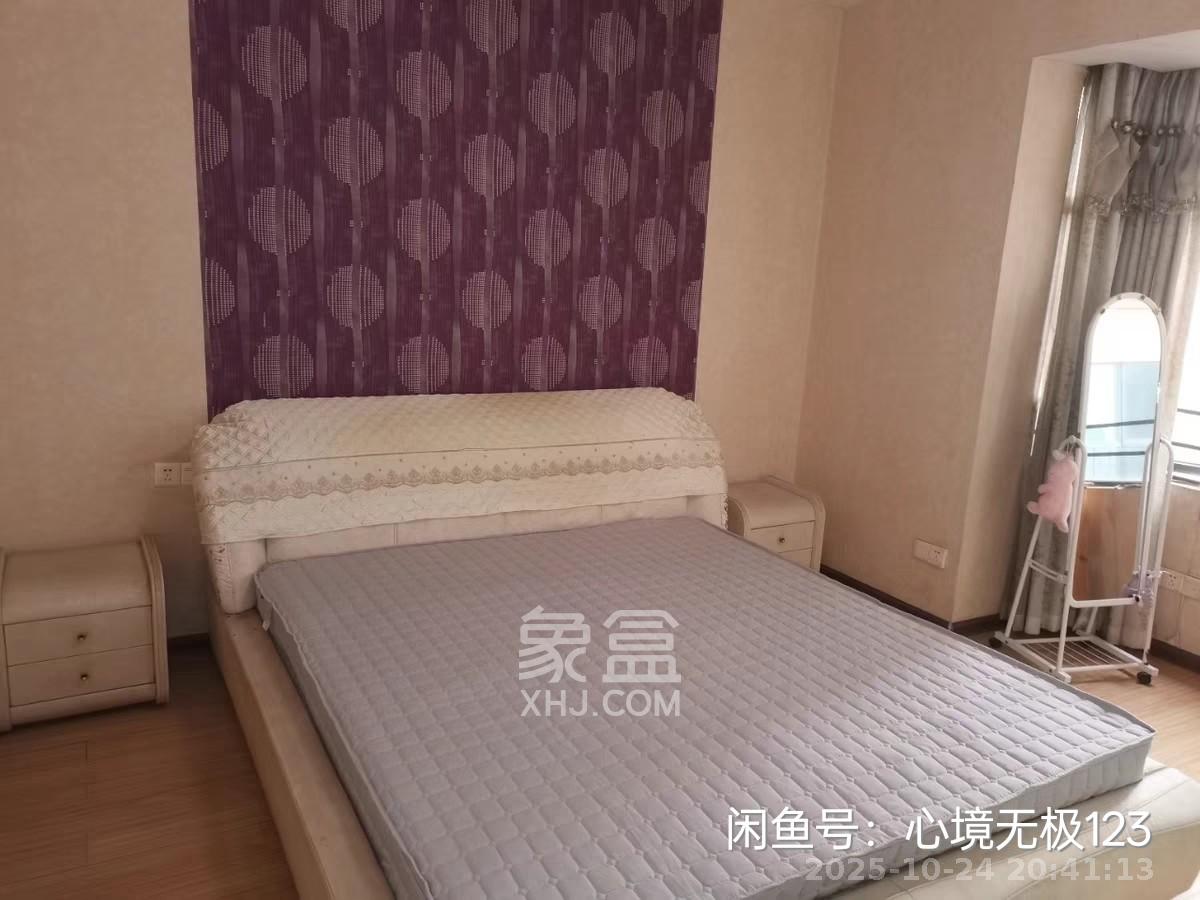 尚城  2室2厅1卫    1700.0元/月室内图