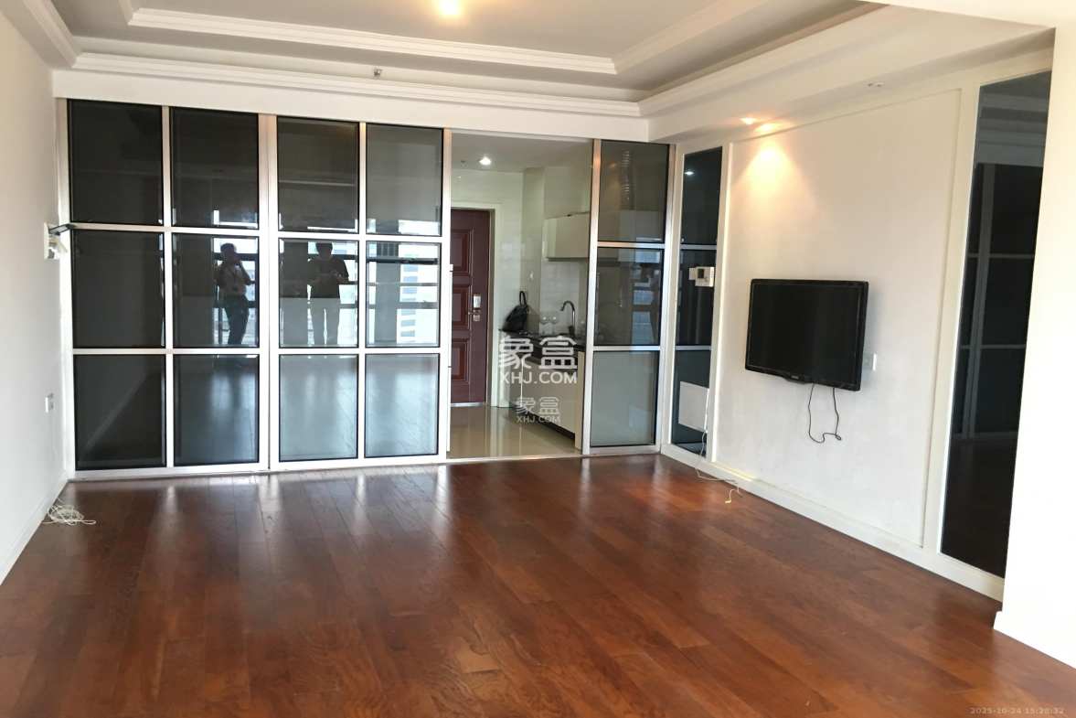 壹号公馆  1室1厅1卫    3000.0元/月 壹号公馆  1室1厅1卫    3000.0元/月室内图