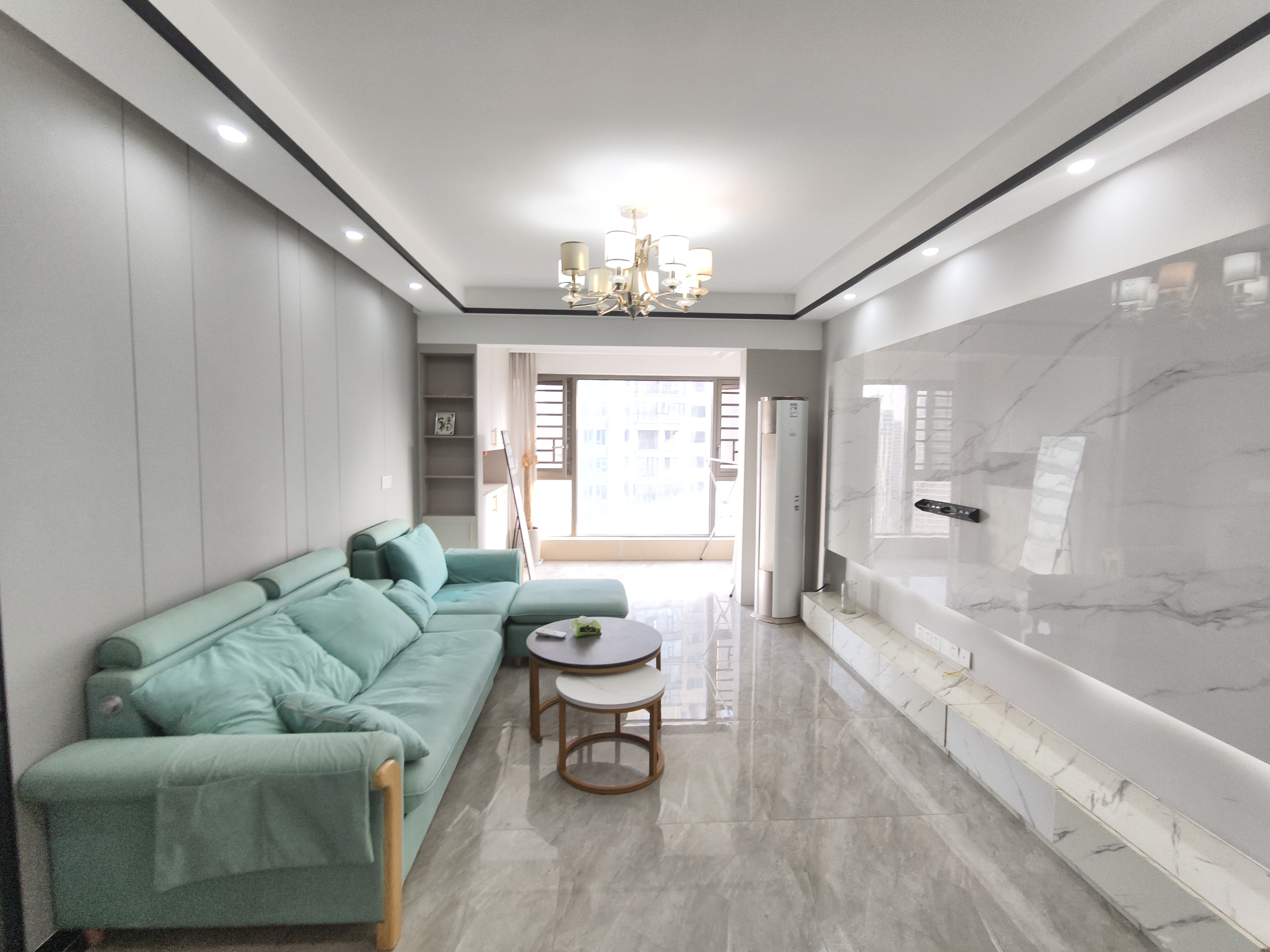 万润滨江天著  3室2厅2卫    2600.0元/月 万润滨江天著  3室2厅2卫    2600.0元/月户型图