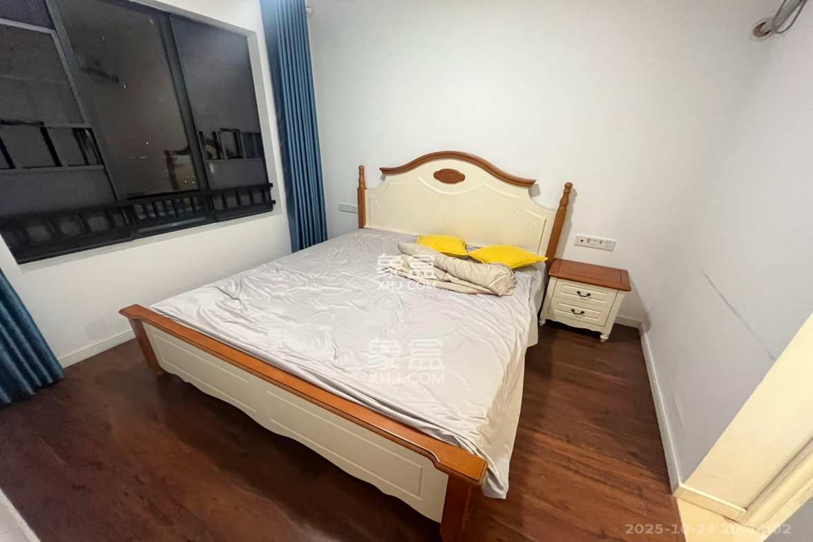 万科魅力之城观澜里  3室2厅2卫    2550.0元/月 万科魅力之城观澜里  3室2厅2卫    2550.0元/月室内图