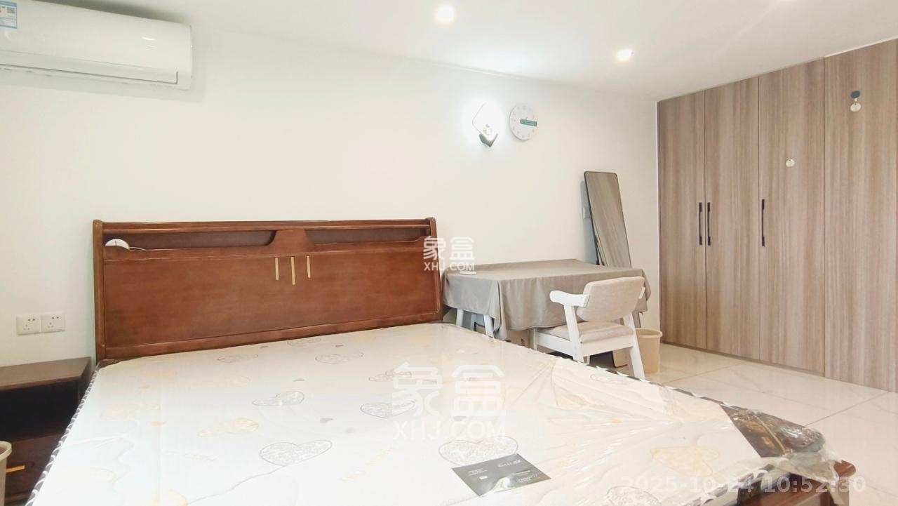 藏珑湖上公馆 1室0厅0卫 1500.0元/月 藏珑湖上公馆 1室0厅0卫 1500.0元/月室内图