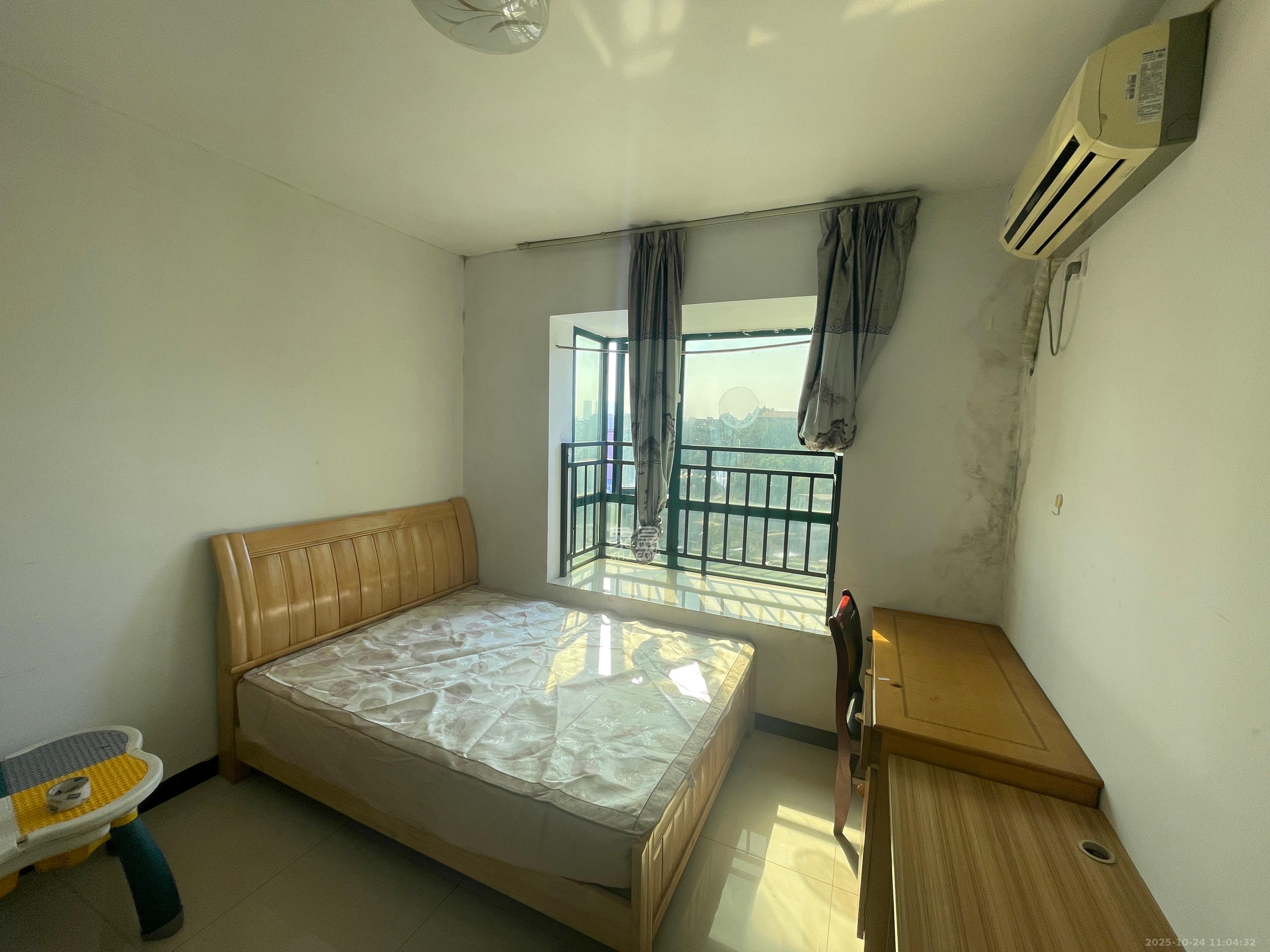 湖韵佳苑  2室1厅1卫    1900.0元/月室内图