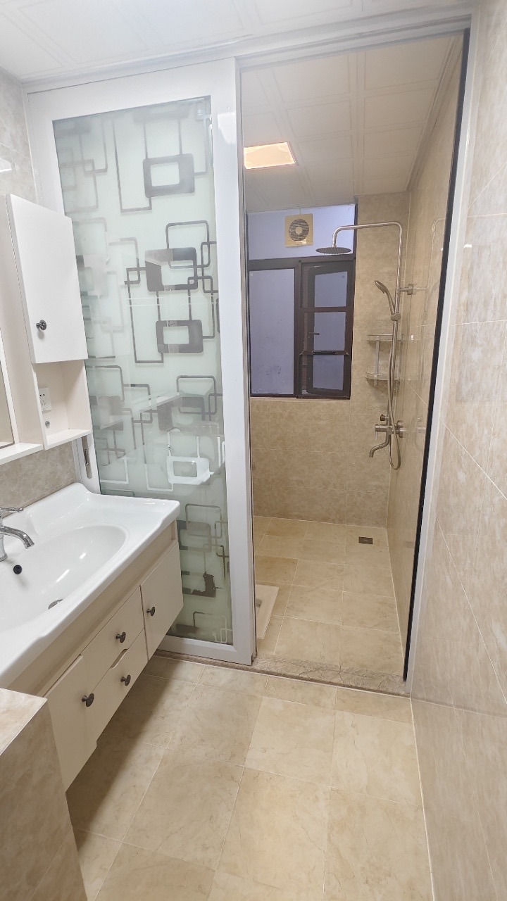 滨江帝景二期(三期) 3室2厅2卫 188.0万 滨江帝景二期(三期) 3室2厅2卫 188.0万户型图