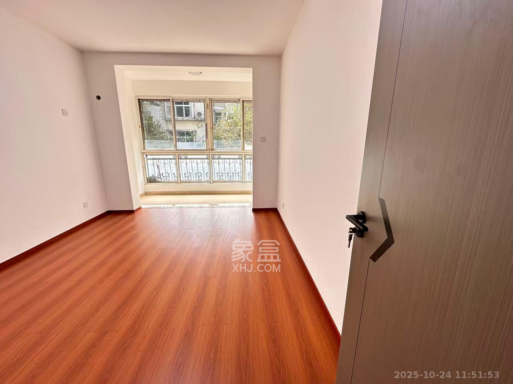 惠泽园 2室2厅1卫 2200.0元/月 惠泽园 2室2厅1卫 2200.0元/月室内图