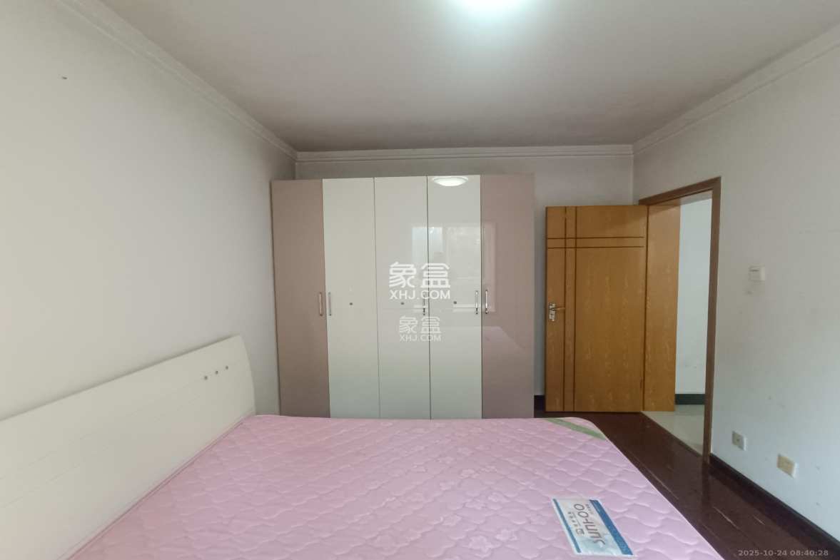 金麓西岸和苑 2室2厅1卫 1600.0元/月 金麓西岸和苑 2室2厅1卫 1600.0元/月室内图