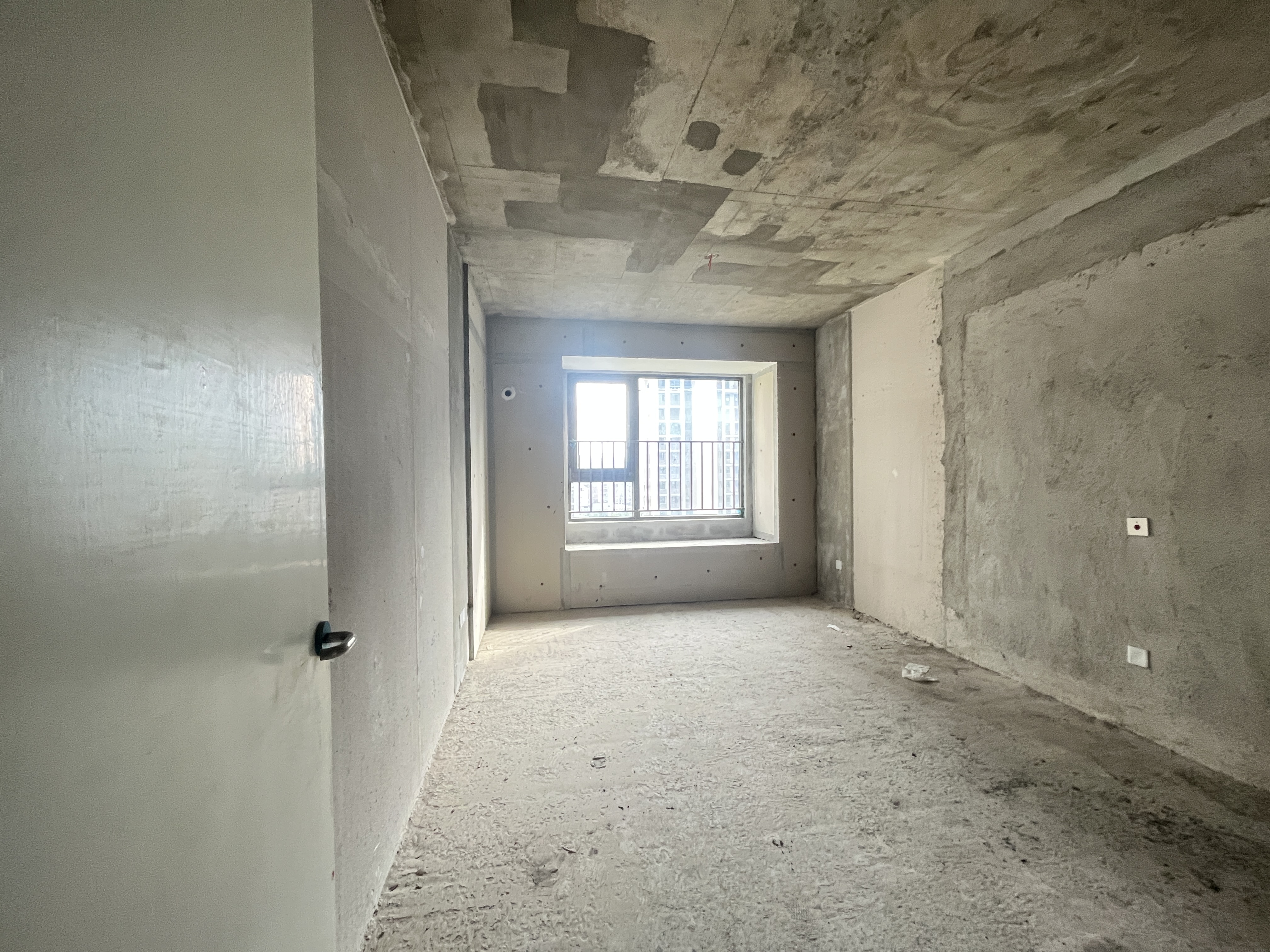 吾悦广场  4室2厅2卫    82.0万室内图