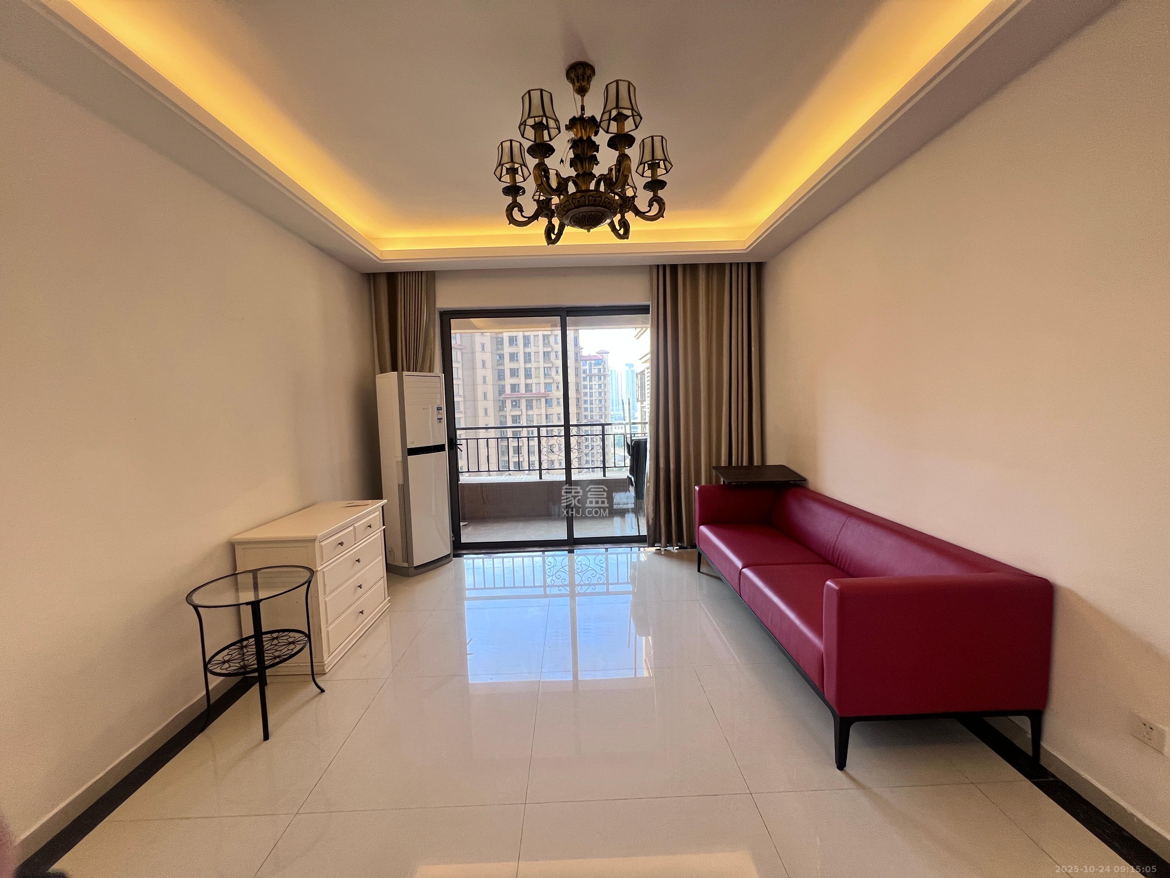 珠江郦城薰衣道 3室2厅1卫 2300.0元/月 珠江郦城薰衣道 3室2厅1卫 2300.0元/月室内图