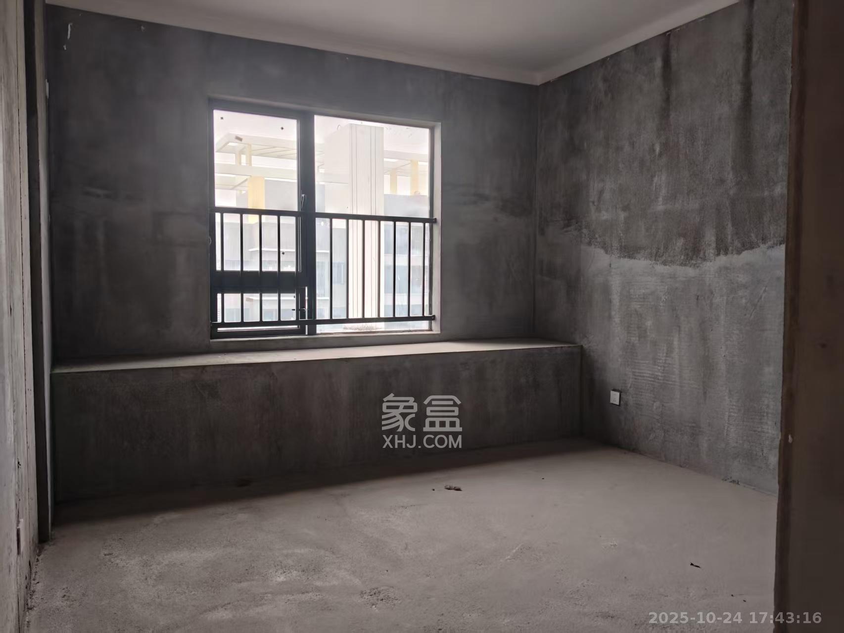 五矿万境水岸  4室2厅2卫    86.0万室内图