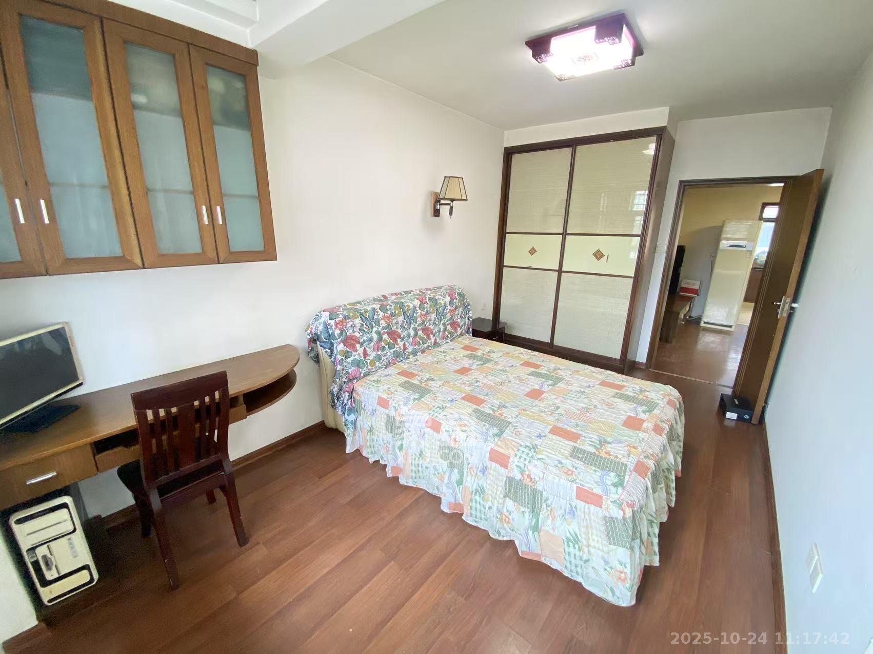 水泵厂宿舍  2室2厅1卫    1700.0元/月 水泵厂宿舍  2室2厅1卫    1700.0元/月室内图