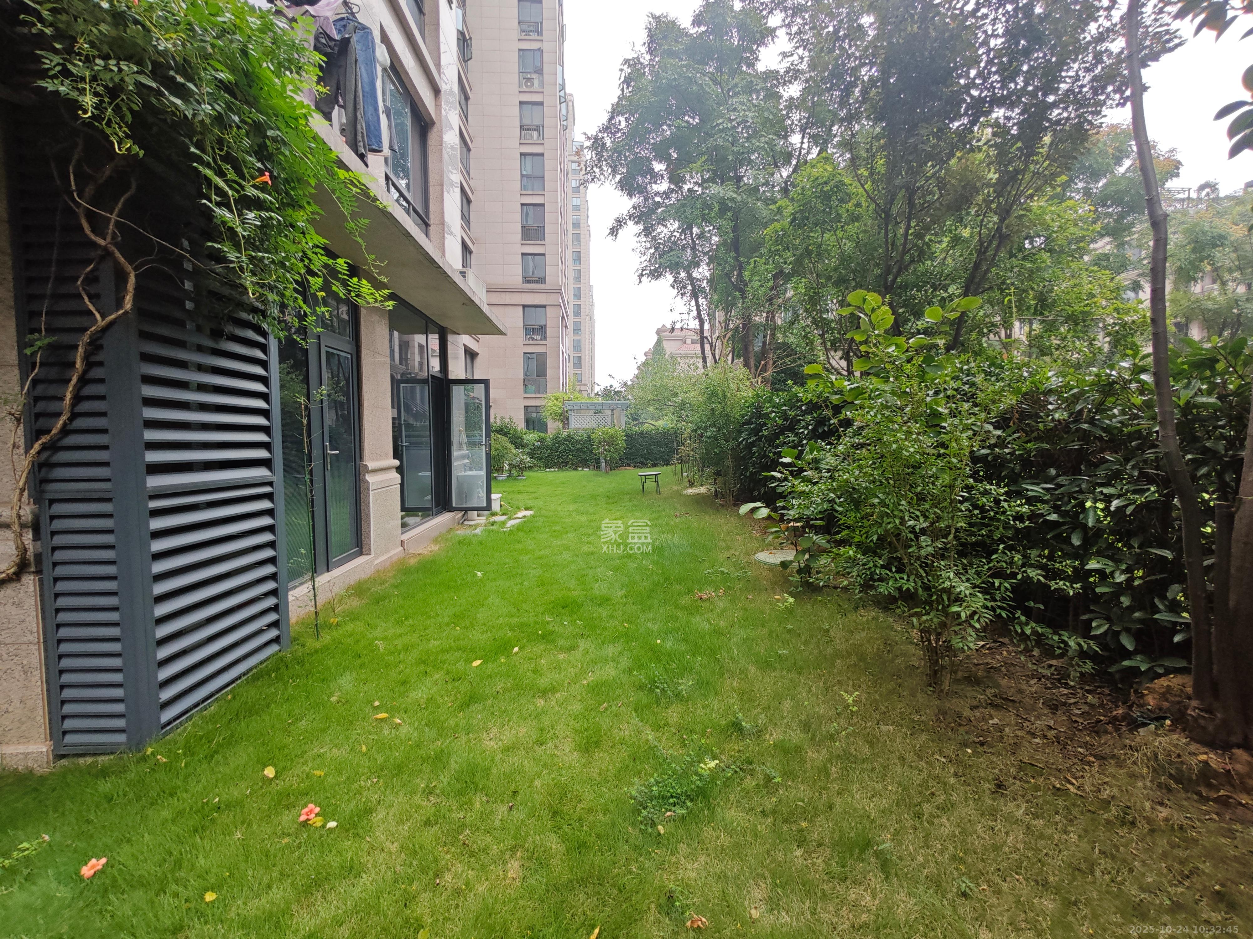 明昇壹城（明昇时代广场）一期  4室3厅1卫    8000.0元/月室内图