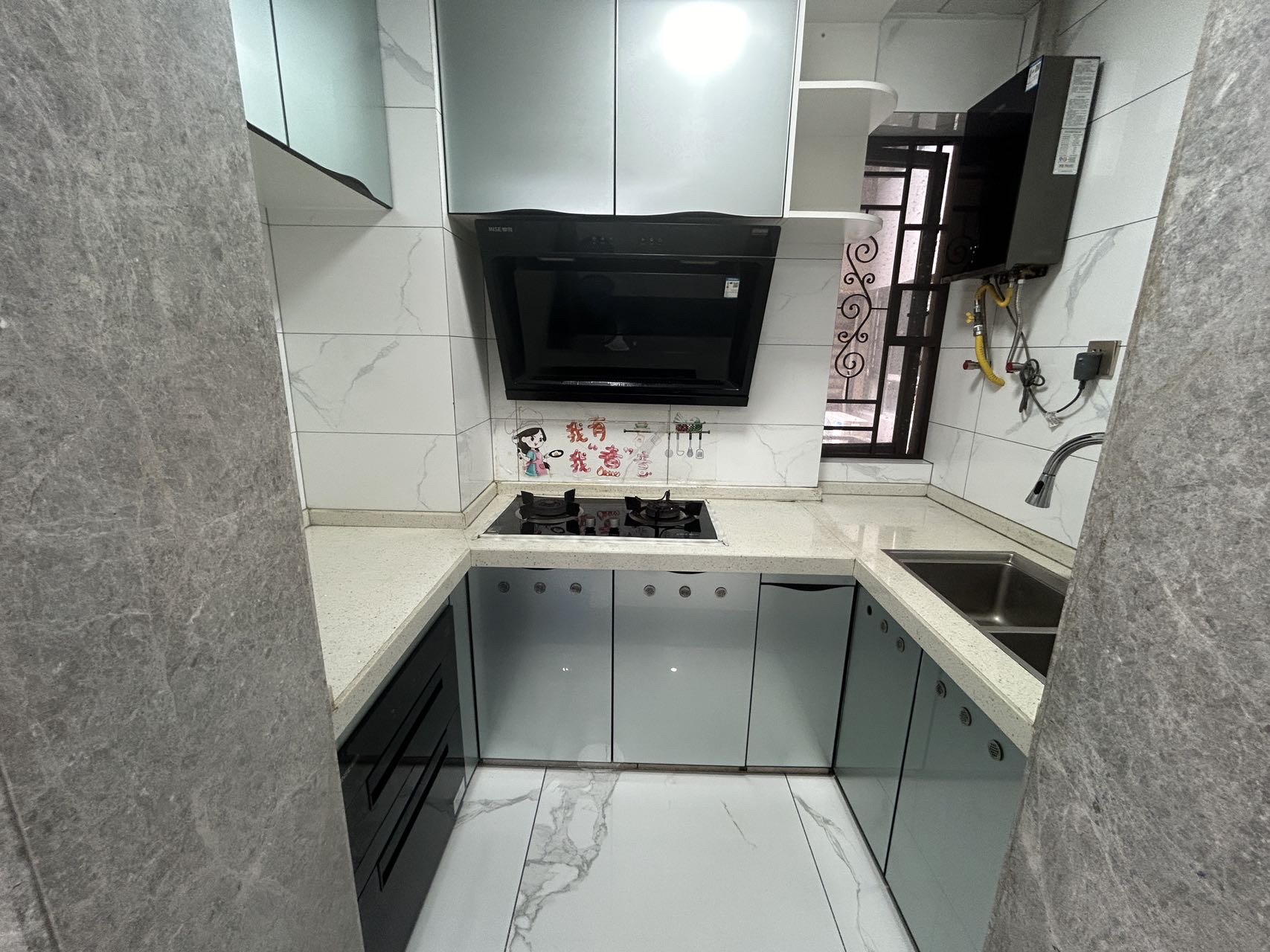 绿地海德公馆  3室2厅1卫    3800.0元/月室内图