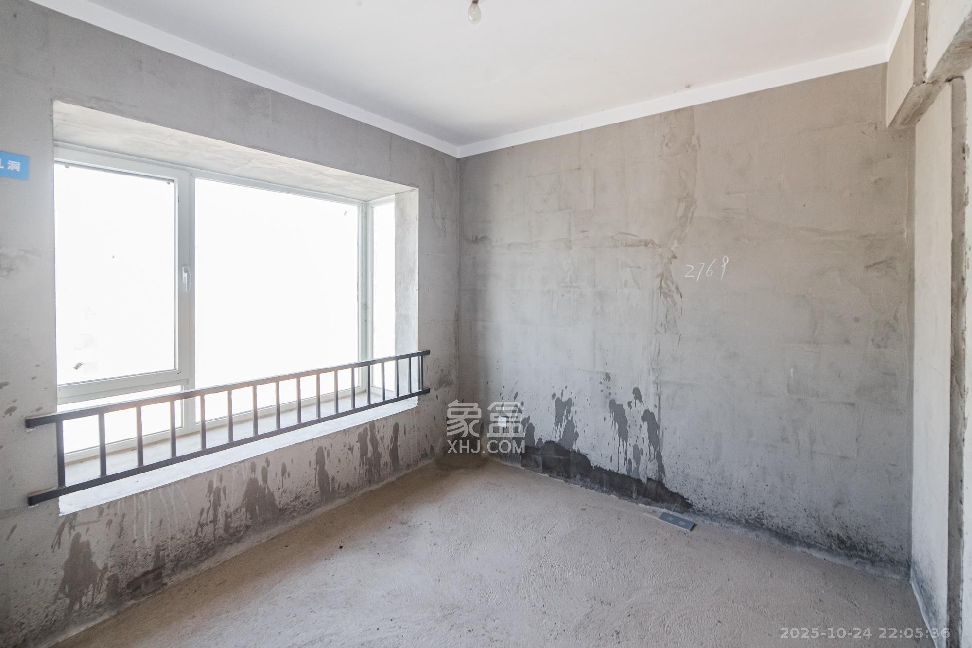 北辰三角洲E7区  3室2厅2卫    158.0万卧室