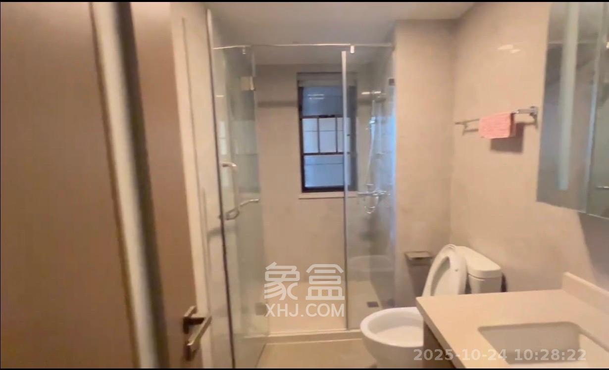 龙湖铂金中心（龙湖春江郦城）  3室2厅2卫    5000.0元/月室内图