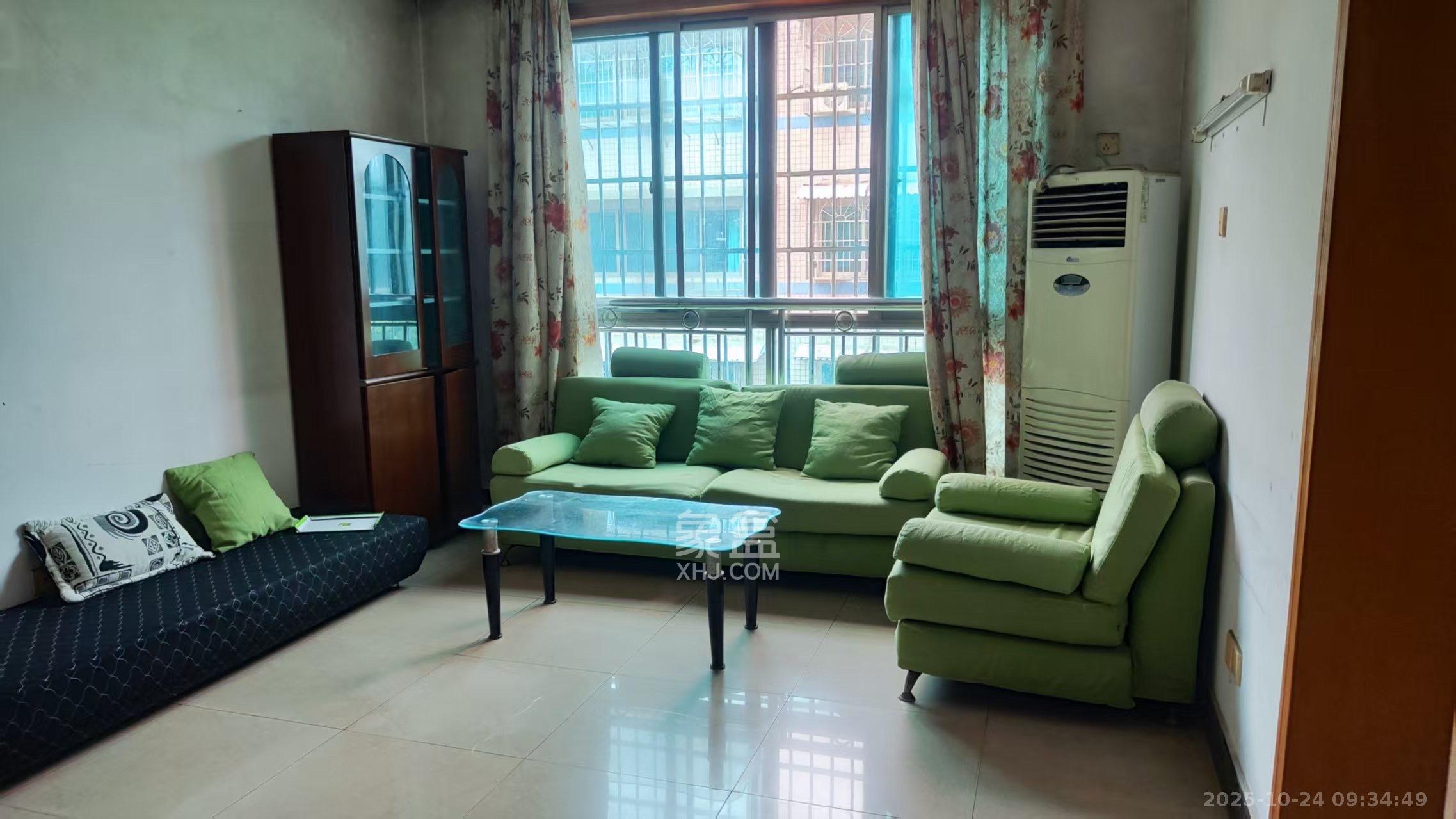 洞井商贸城  3室2厅2卫    1350.0元/月室内图