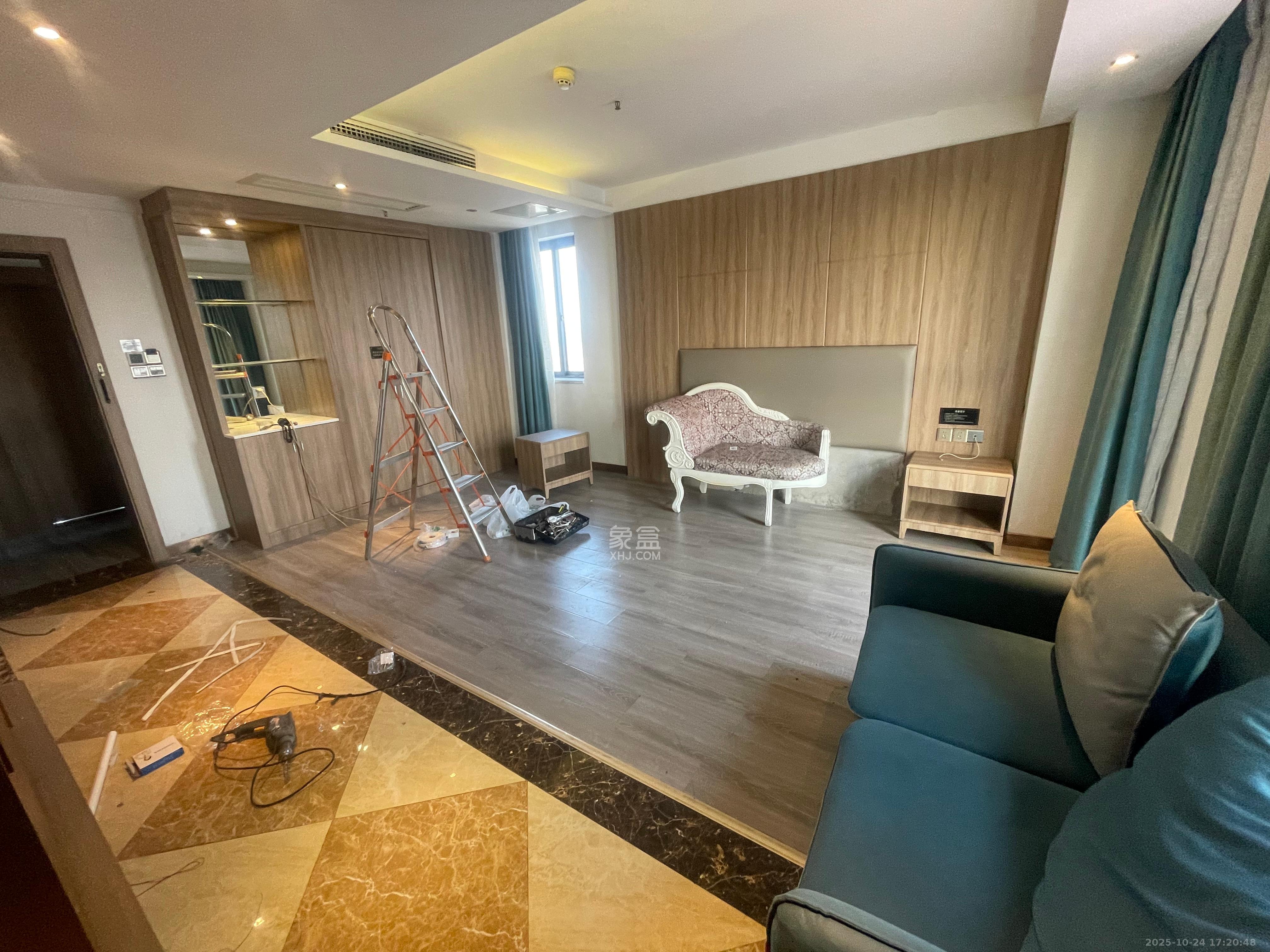 嘉汇公馆  1室1厅1卫    1700.0元/月 嘉汇公馆  1室1厅1卫    1700.0元/月室内图