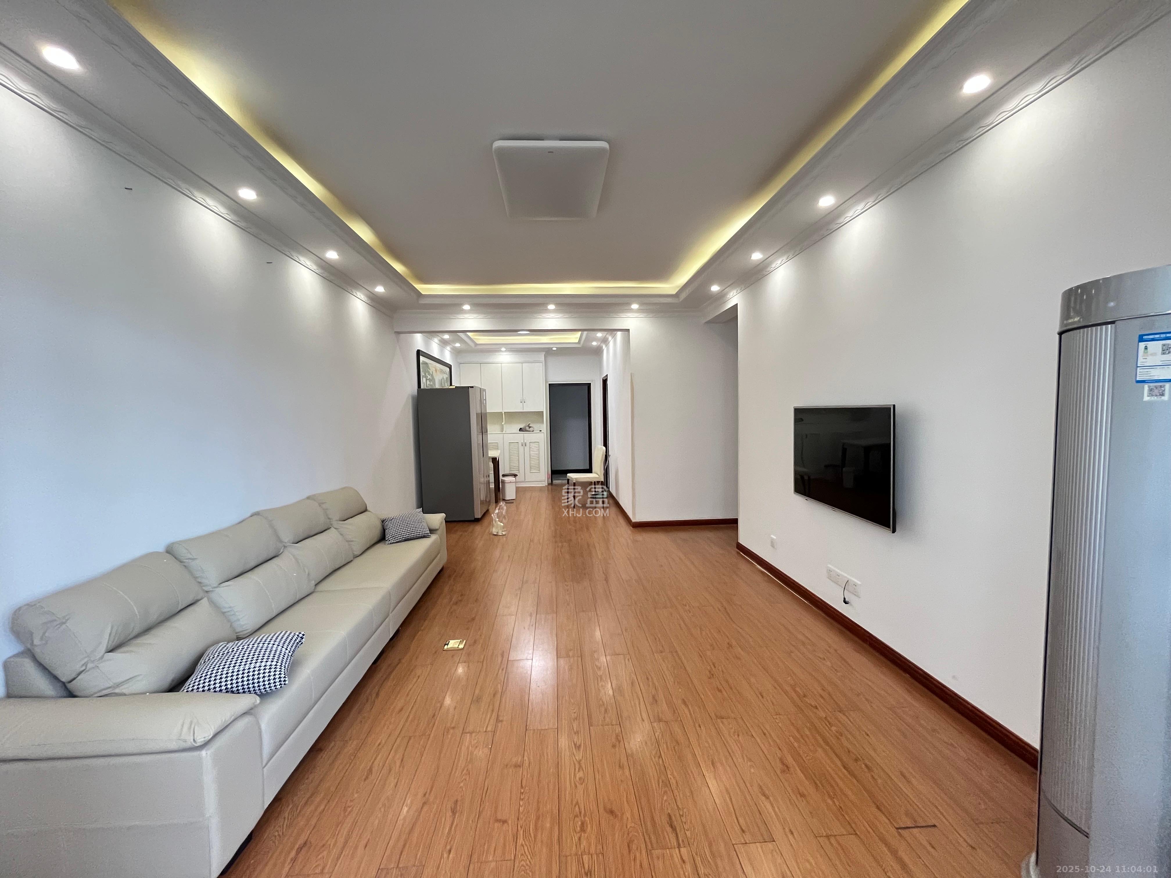 大学城安置小区  2室2厅1卫    1800.0元/月室内图