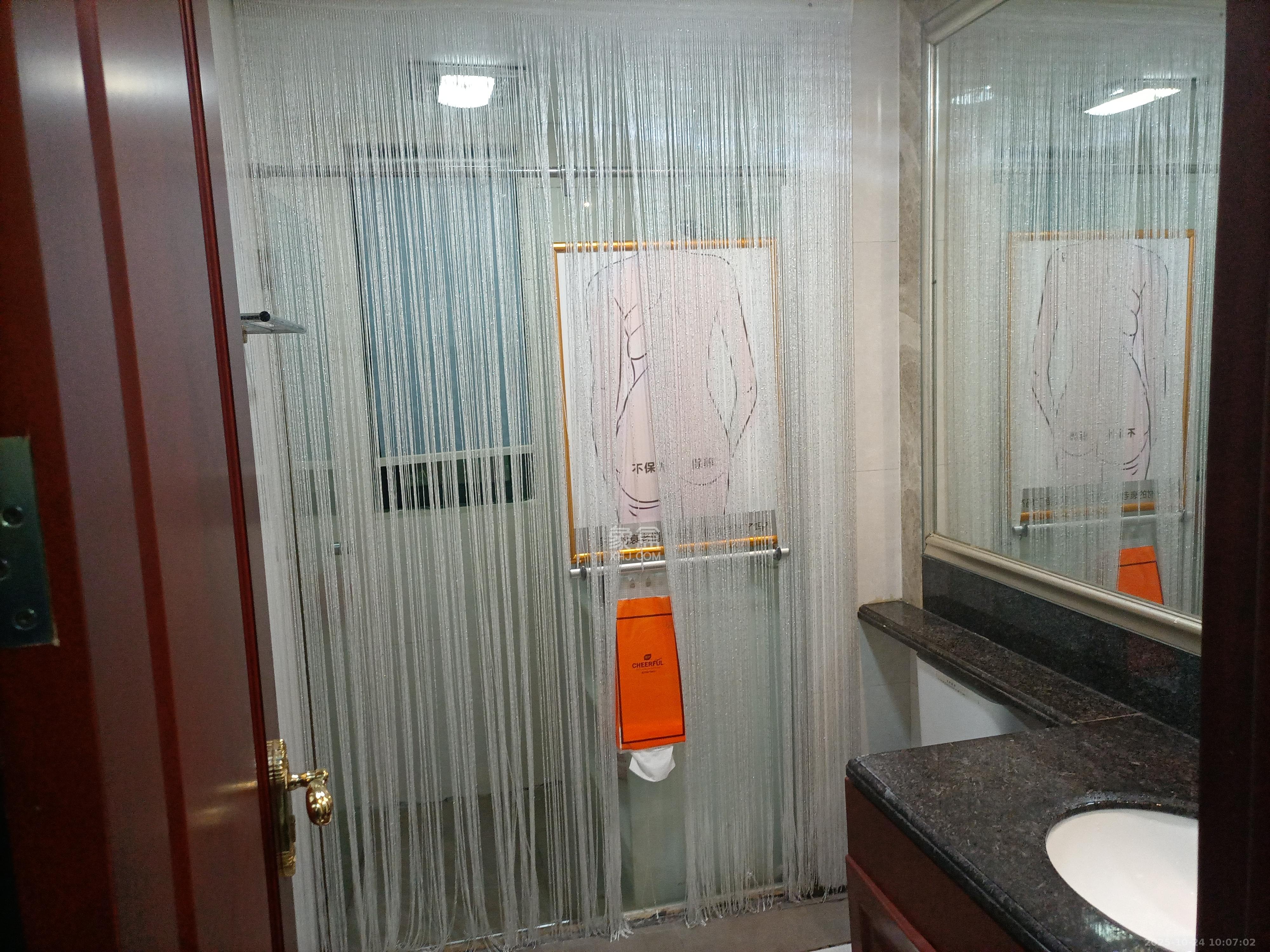 恒大绿洲 3室2厅2卫 2800.0元/月 恒大绿洲 3室2厅2卫 2800.0元/月室内图