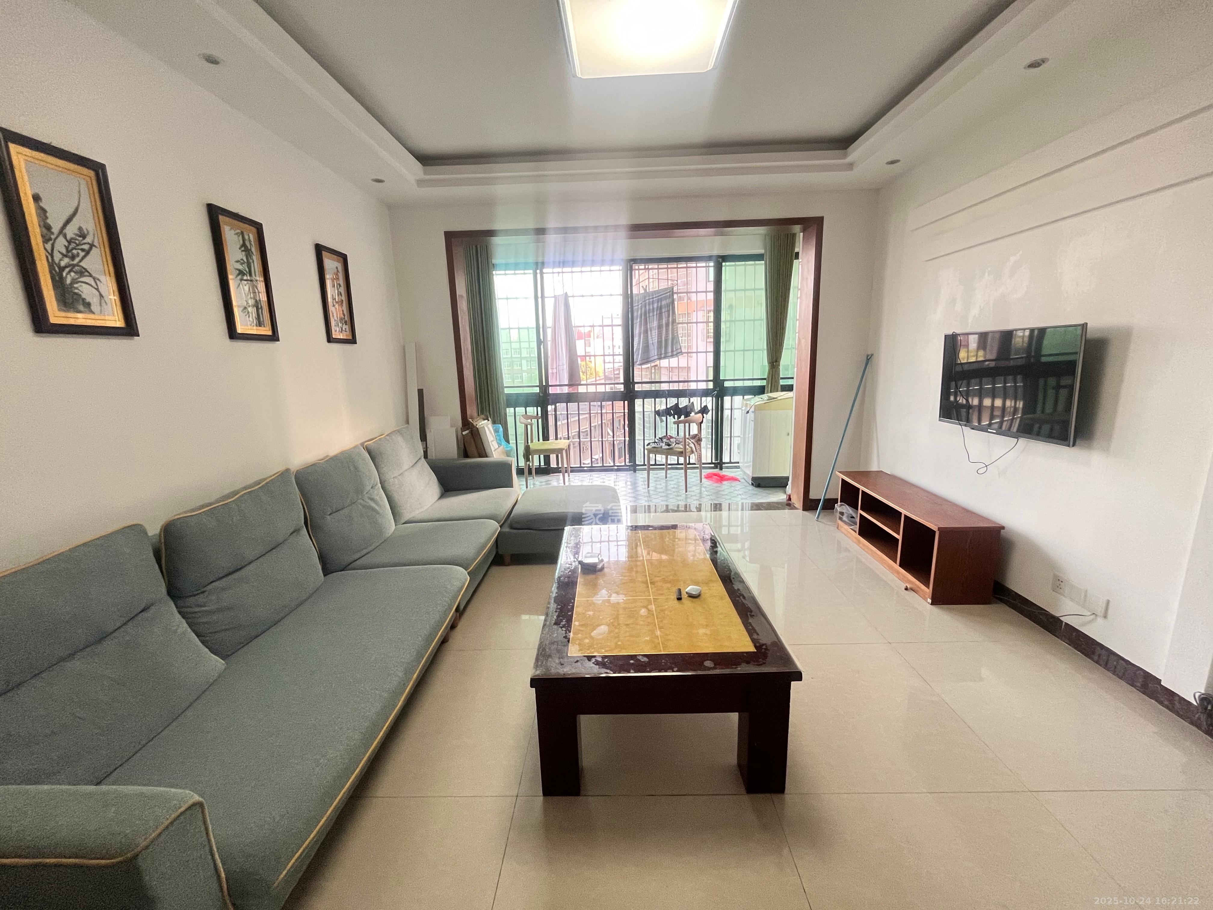 湖韵佳苑  3室2厅2卫    3000.0元/月 湖韵佳苑  3室2厅2卫    3000.0元/月