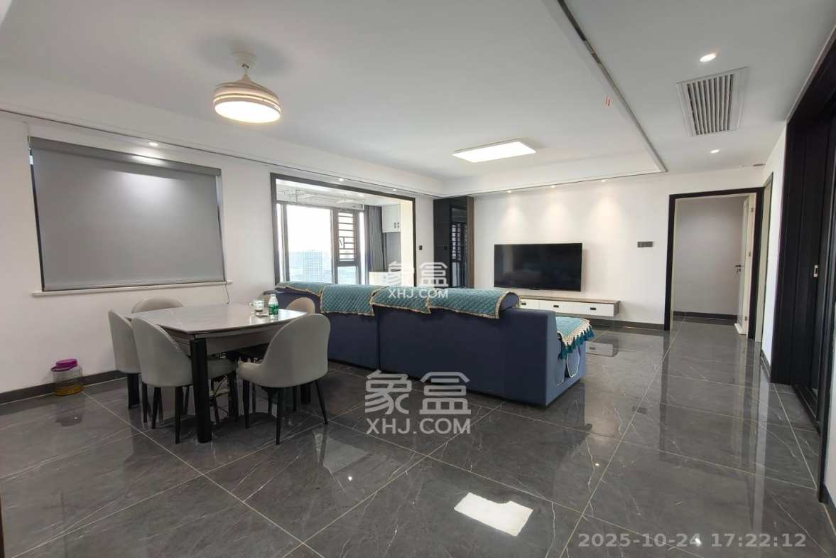 盛地东方芯府 3室2厅2卫 2350.0元/月 盛地东方芯府 3室2厅2卫 2350.0元/月室内图