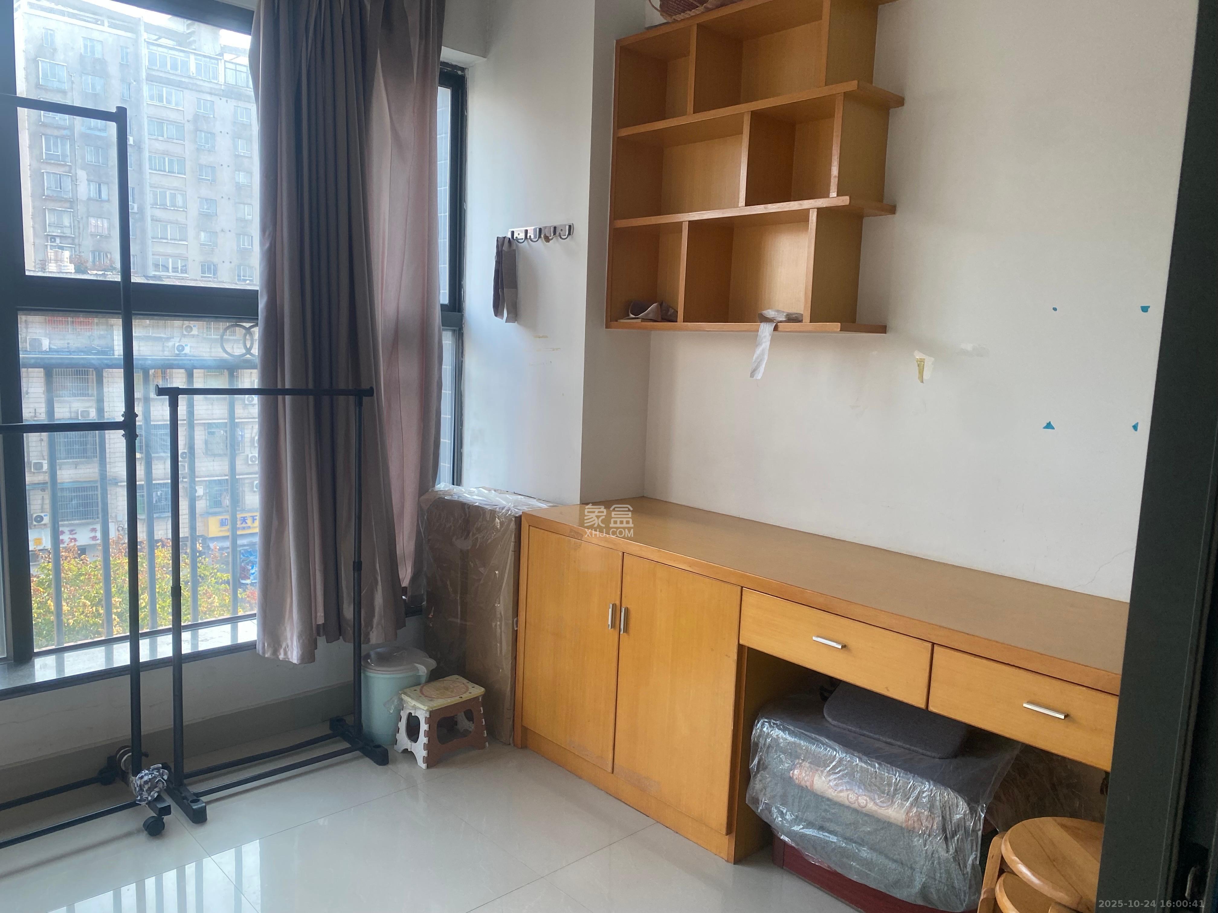 BOBO天下城（CTA财富中心）  1室1厅1卫    1900.0元/月室内图