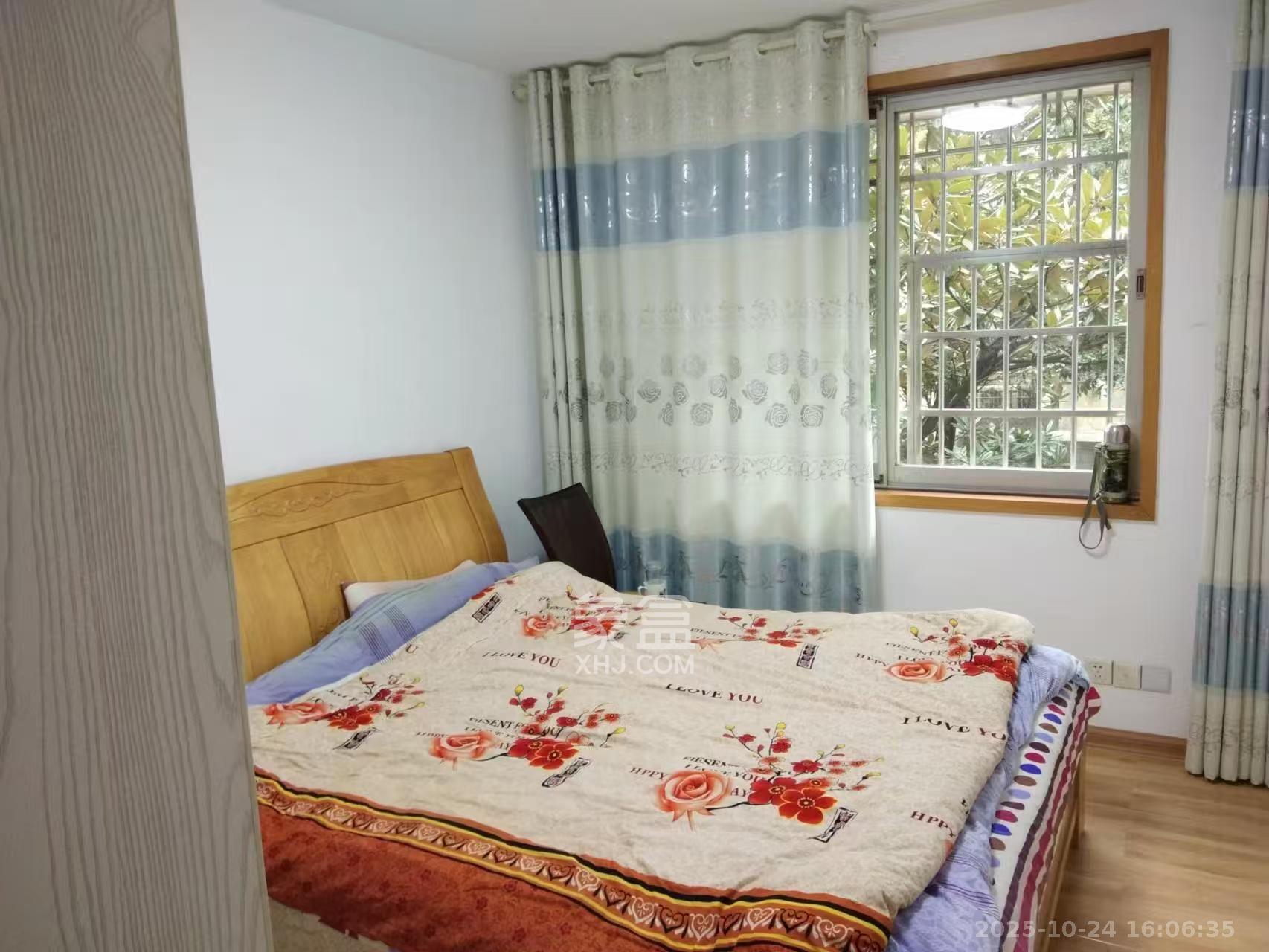 新世纪家园 3室1厅2卫 2400.0元/月 新世纪家园 3室1厅2卫 2400.0元/月室内图