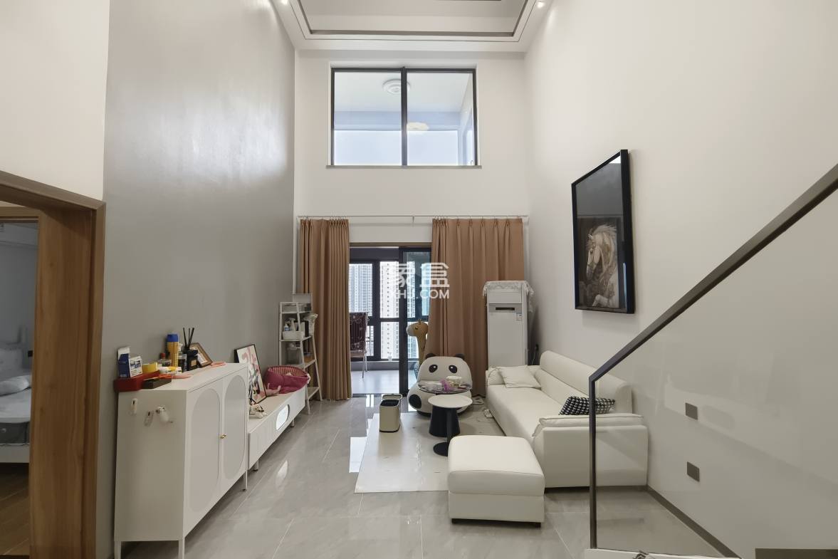 海航豪庭南苑  2室2厅2卫    4000.0元/月 海航豪庭南苑  2室2厅2卫    4000.0元/月室内图