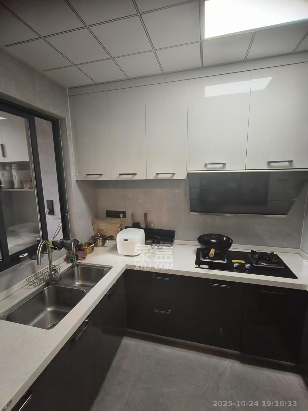 山水梅溪雅郡  3室2厅2卫    2900.0元/月 山水梅溪雅郡  3室2厅2卫    2900.0元/月室内图