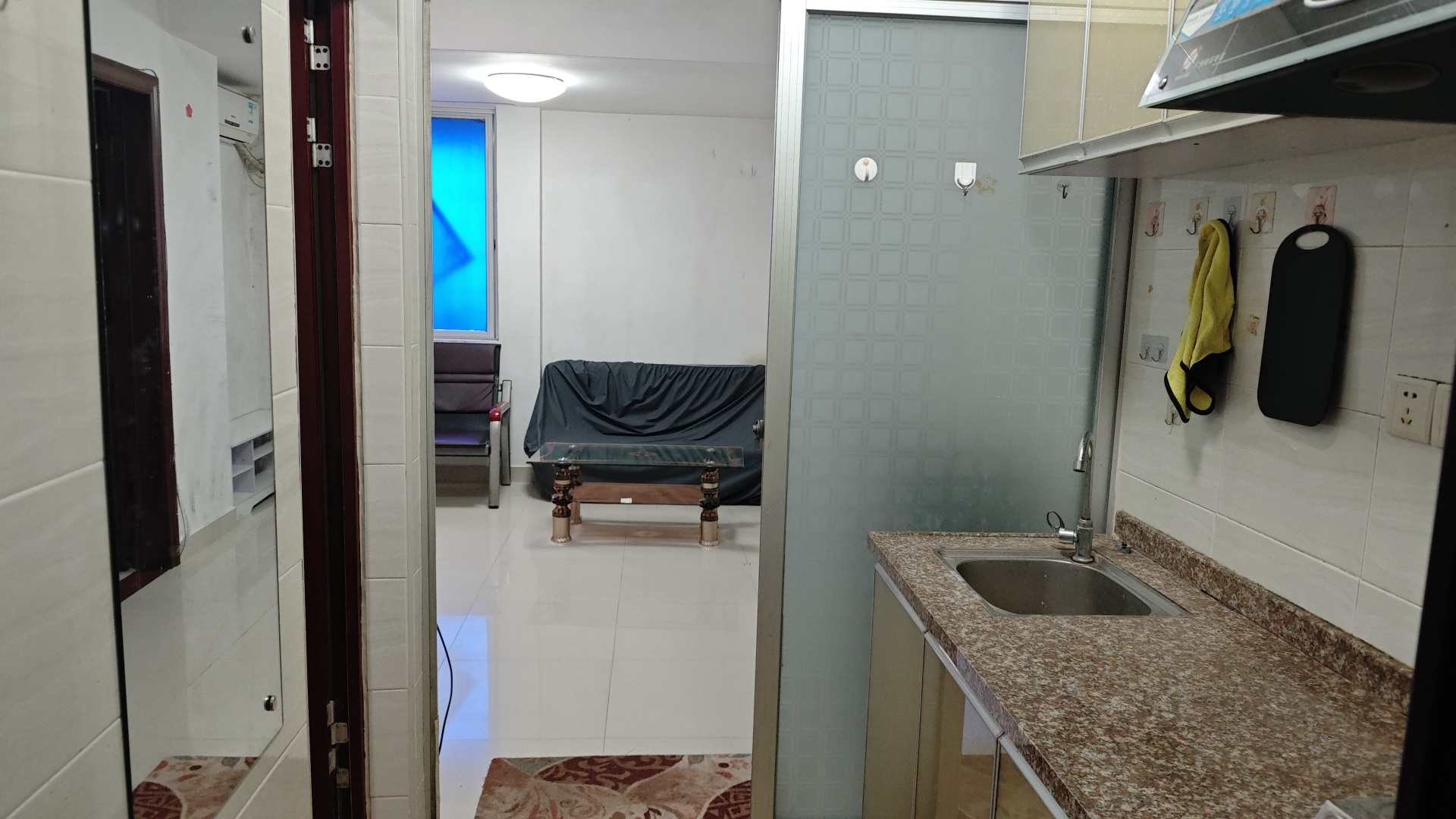 金港大厦 1室1厅1卫 1400.0元/月 金港大厦 1室1厅1卫 1400.0元/月室内图