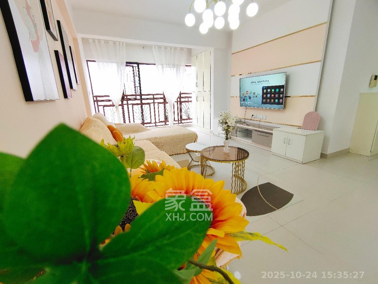 高信向日葵  3室2厅1卫    2800.0元/月 高信向日葵  3室2厅1卫    2800.0元/月