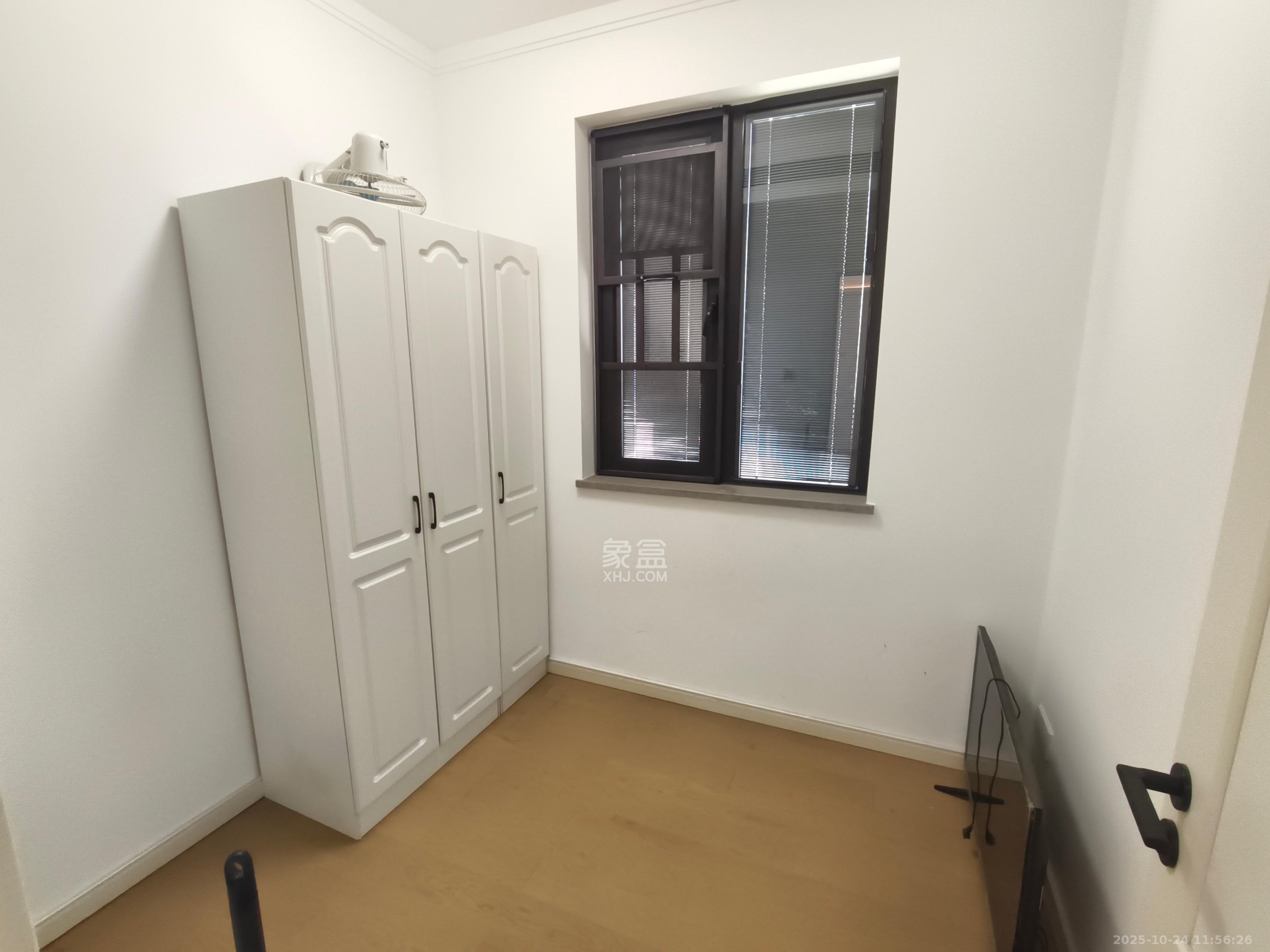 万科金色梦想C区 3室2厅2卫 2700.0元/月 万科金色梦想C区 3室2厅2卫 2700.0元/月室内图