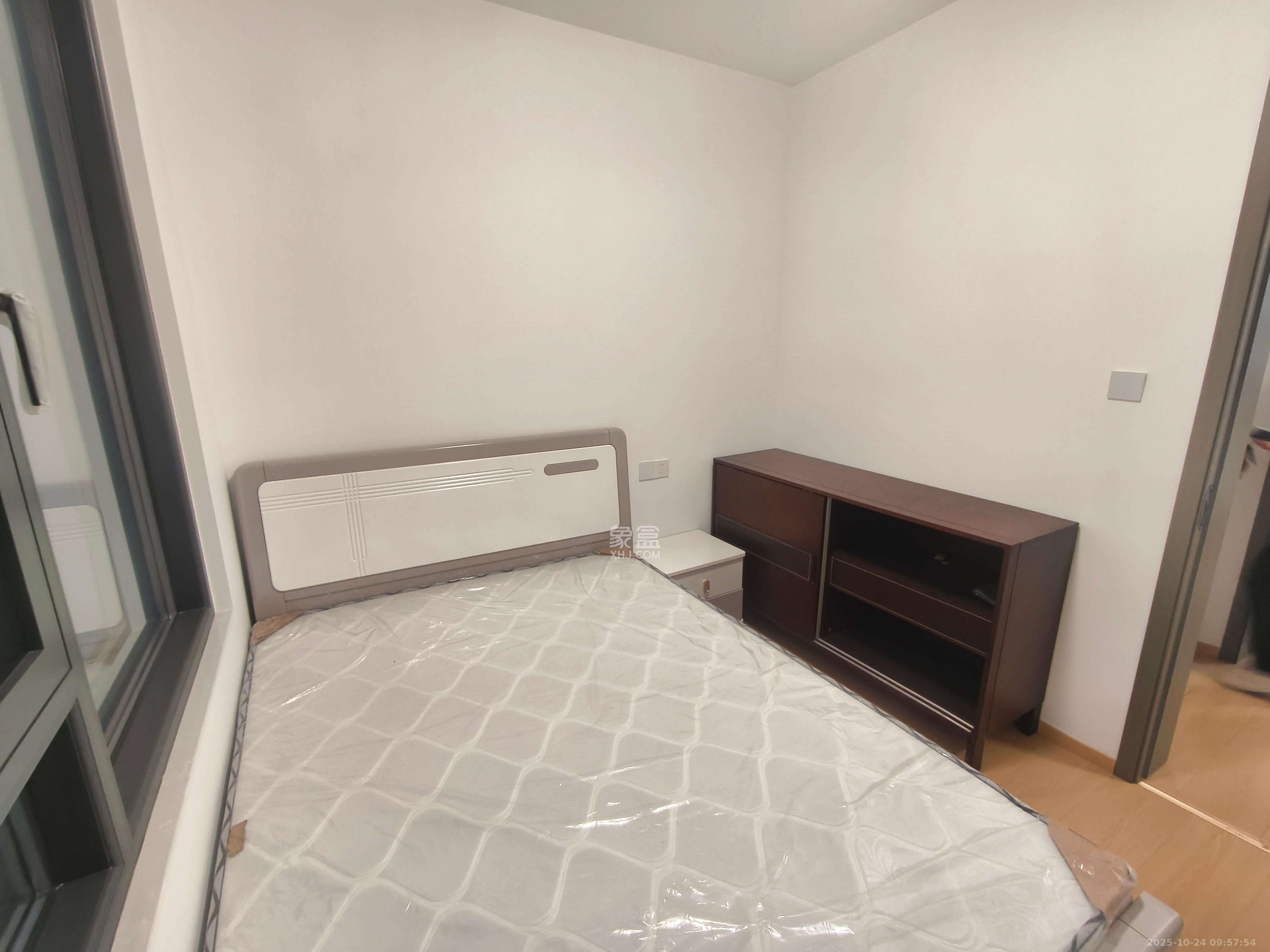 长沙北中心保利时代C区 3室2厅2卫 2300.0元/月 长沙北中心保利时代C区 3室2厅2卫 2300.0元/月室内图