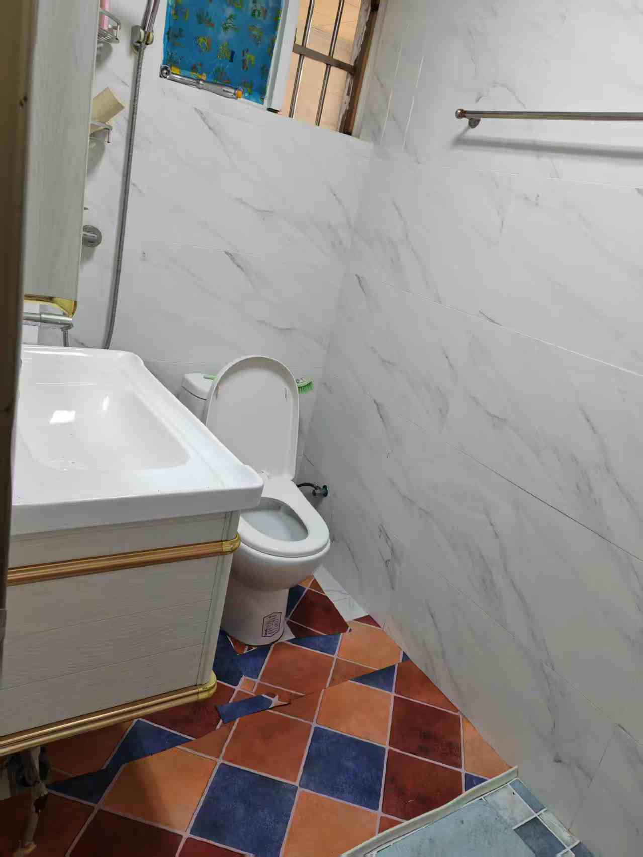 新新海岸  2室1厅1卫    1500.0元/月室内图