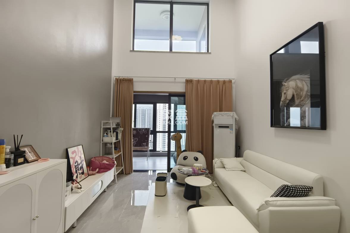 海航豪庭南苑  2室2厅2卫    4000.0元/月 海航豪庭南苑  2室2厅2卫    4000.0元/月室内图