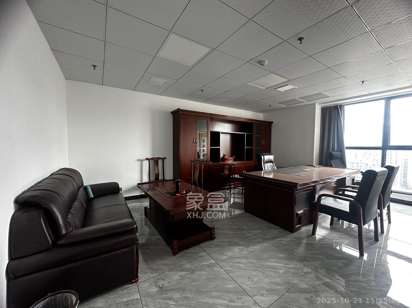 洋湖创富中心   175.0㎡      7000.0元/月室内图