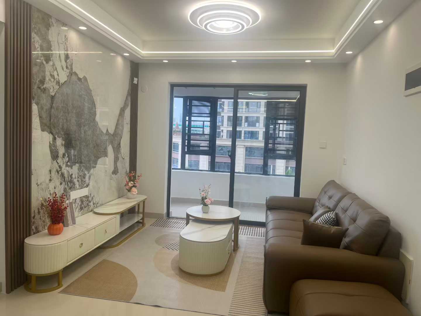 龙城新景  2室2厅1卫    102.0万 龙城新景  2室2厅1卫    102.0万室内图