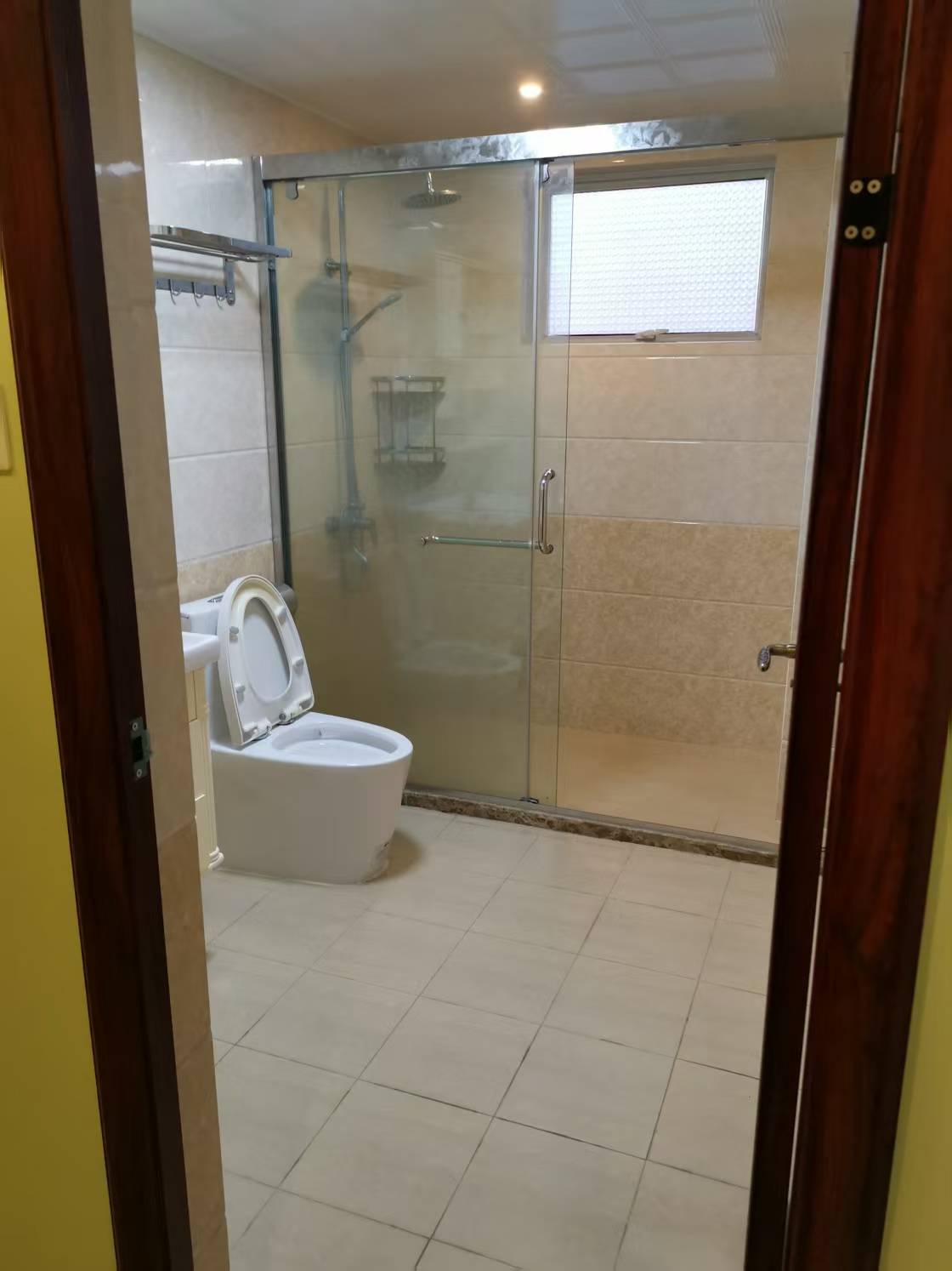 海航城 4室2厅2卫 4500.0元/月 海航城 4室2厅2卫 4500.0元/月室内图